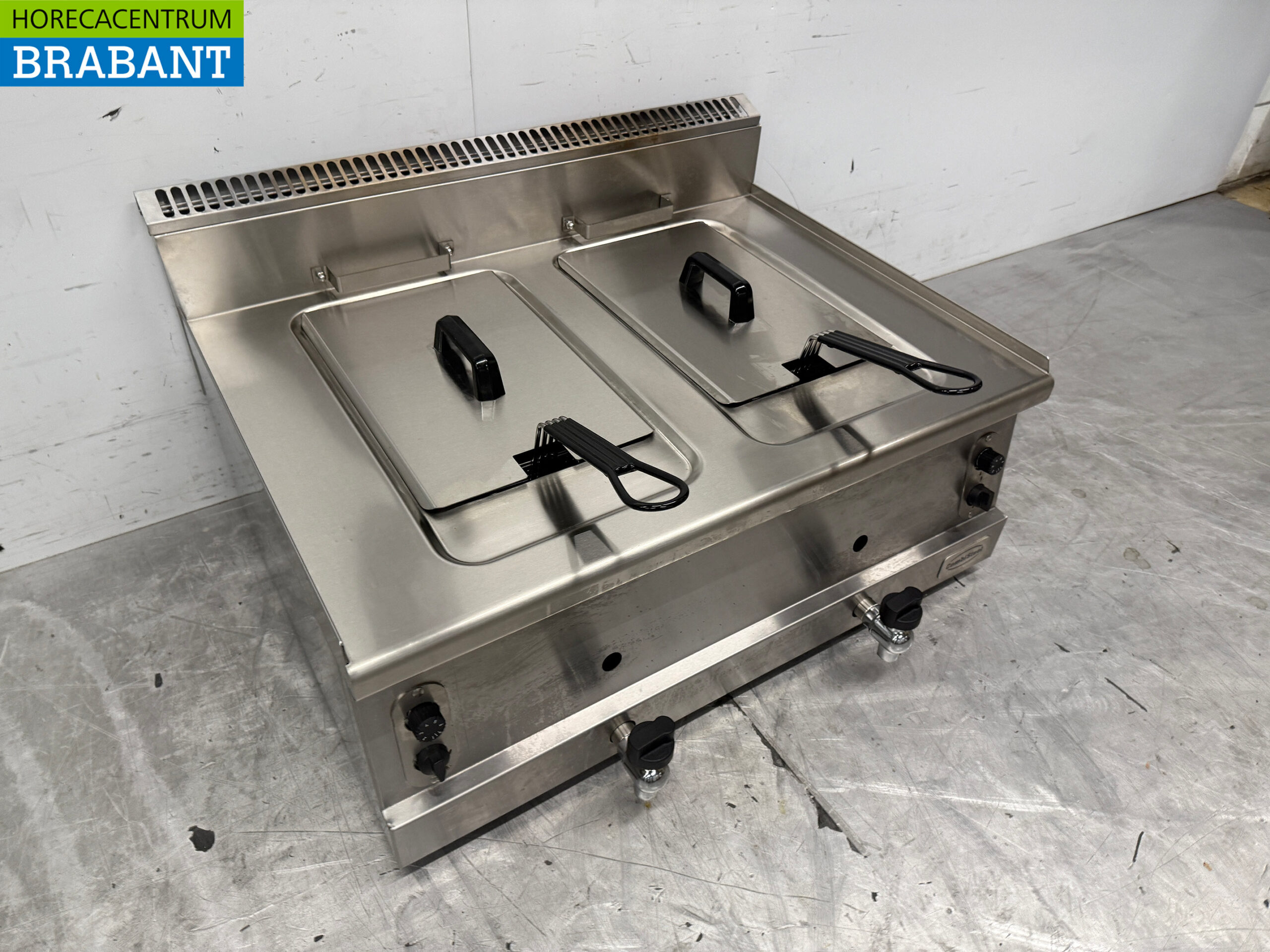 Combisteel Doppelfritteuse aus Edelstahl 2 x 8 Liter GAS Catering – Bild 3