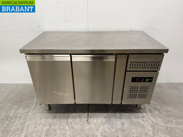 Maxxfrost gekühlte Werkbank aus Edelstahl 2 Türen 136 cm 230V Horeca