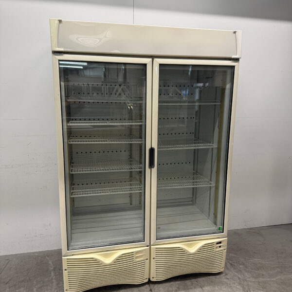Mondial Doppeltüriger Glastürkühlschrank 729 Liter 135 cm 230V Horeca