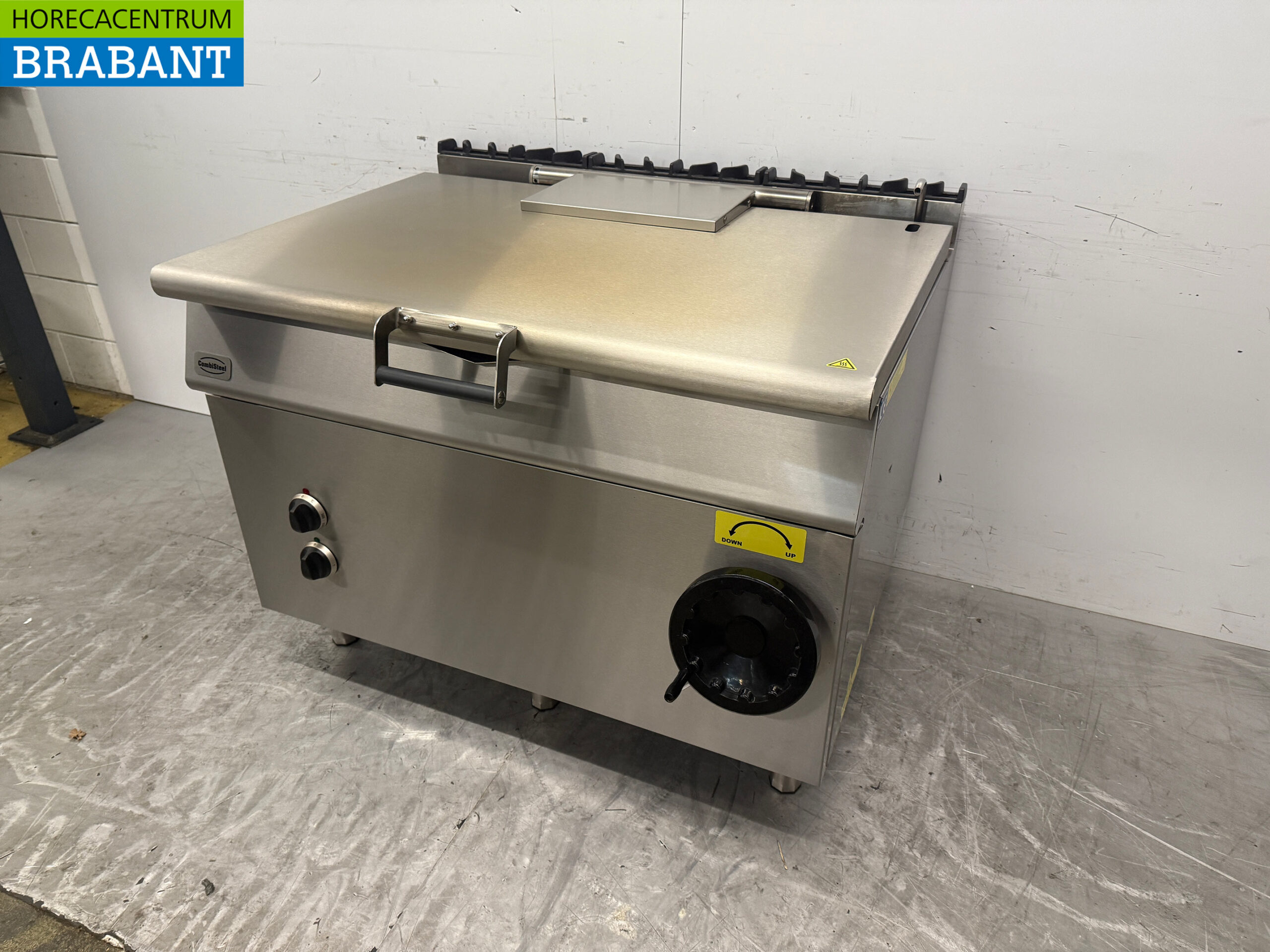 Combisteel Kippbratentopf aus Edelstahl 120 Liter 120 cm 400V Horeca – Bild 2