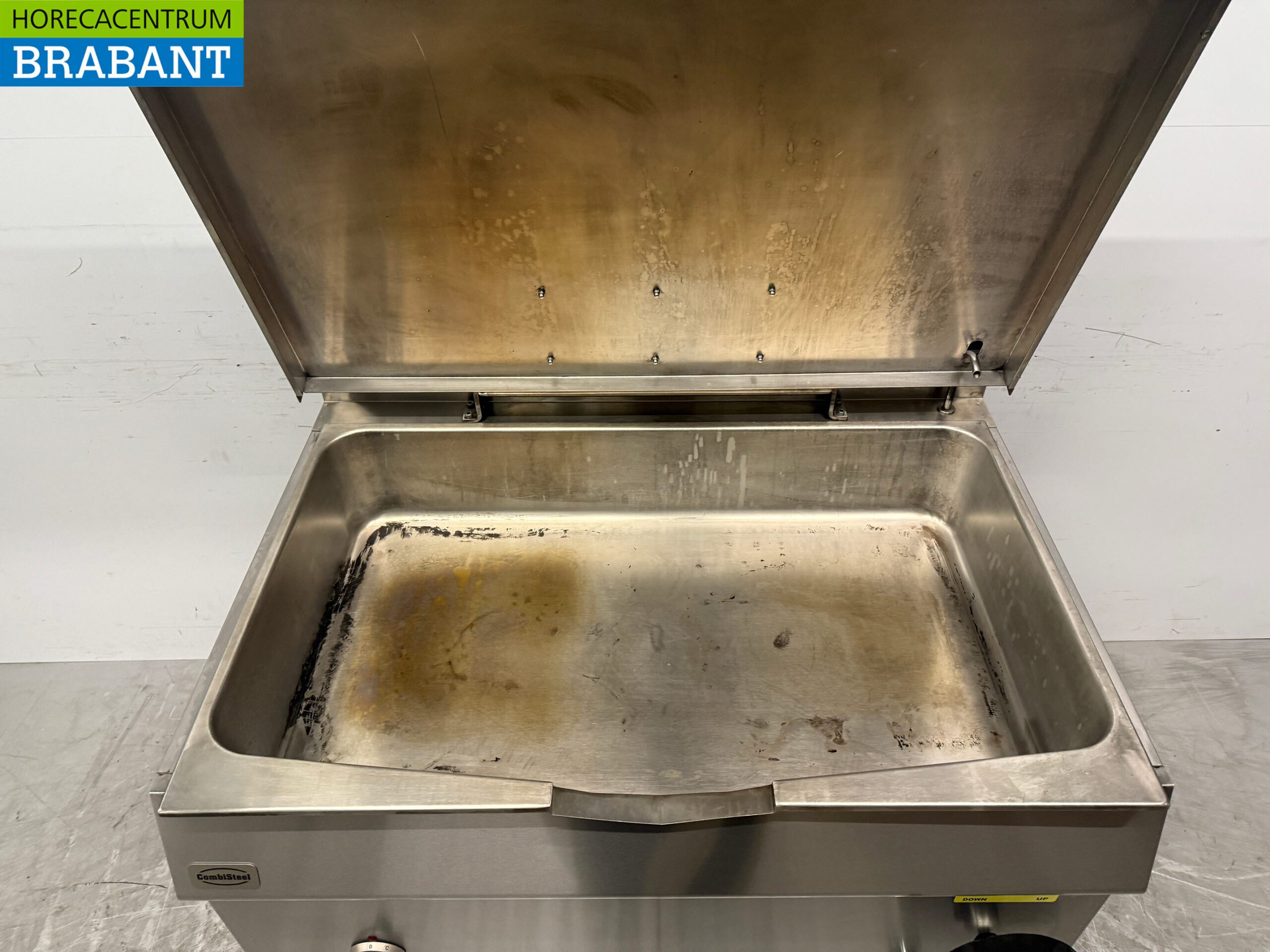 Combisteel Kippbratentopf aus Edelstahl 120 Liter 120 cm 400V Horeca – Bild 4