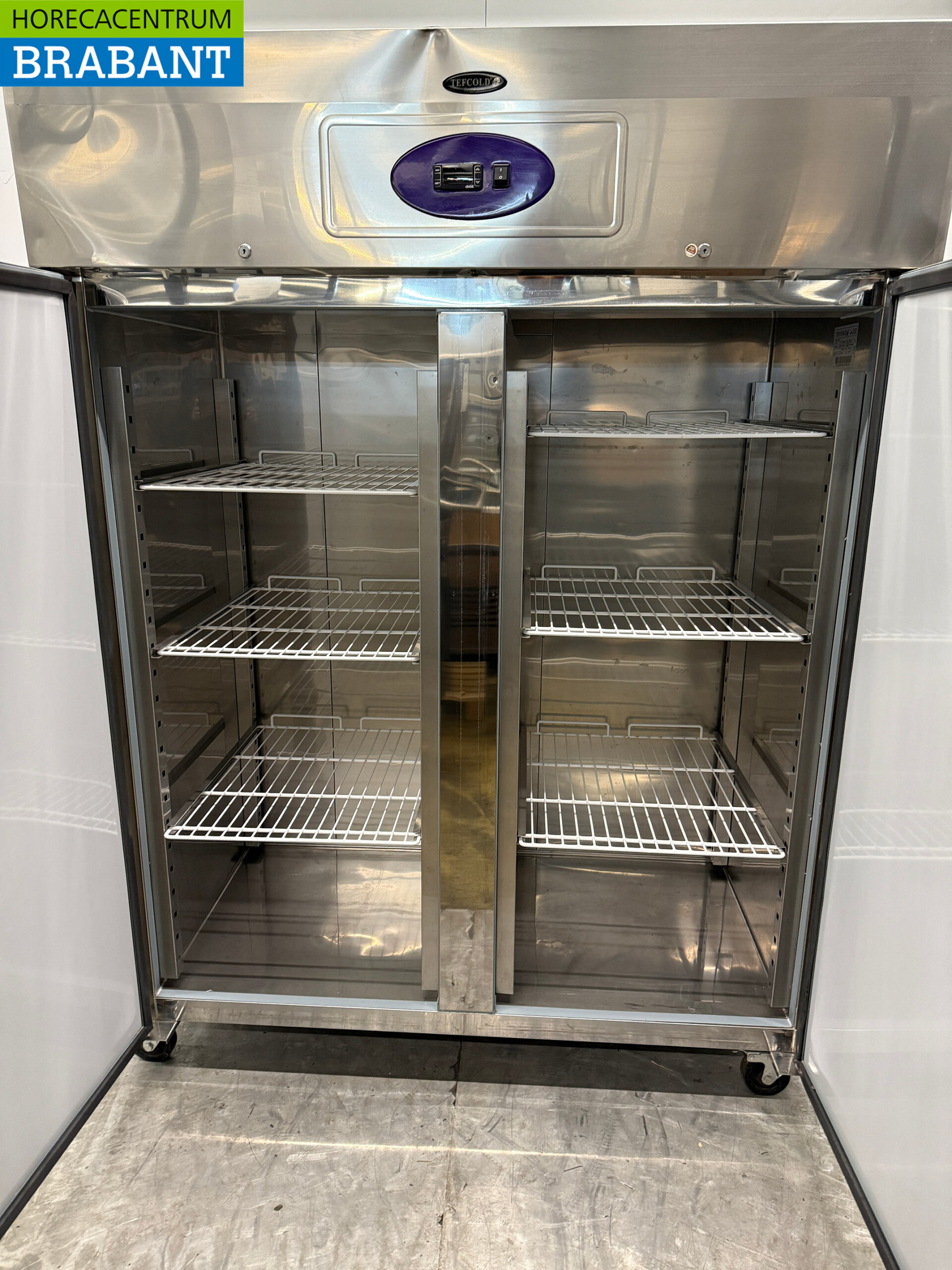 Tefcold Doppeltür-Gefrierschrank aus Edelstahl 1004 Liter Mobil 230V Horeca – Bild 4