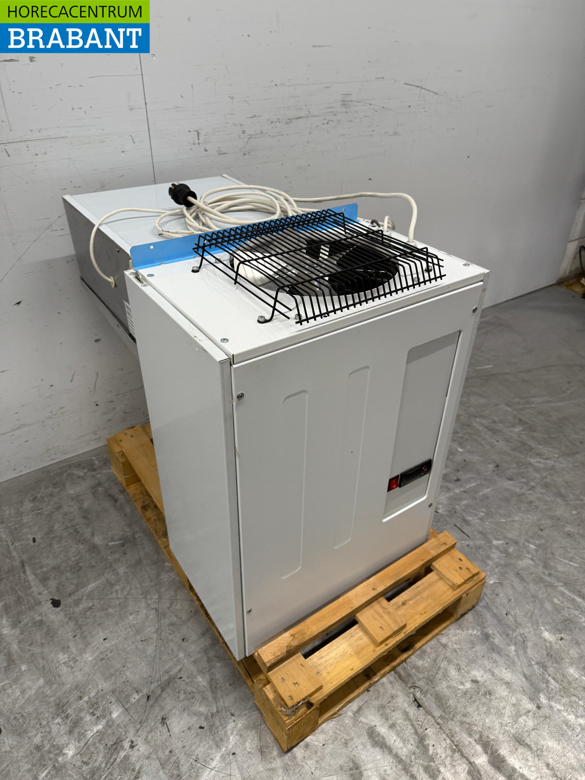 Combisteel Kühlgerät Monoblock Wandgerät 8.3 m3 230V Horeca – Bild 3