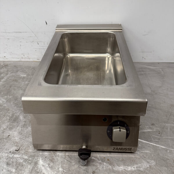 Zanussi Bain Marie aus Edelstahl 1/1 GN 230V Horeca