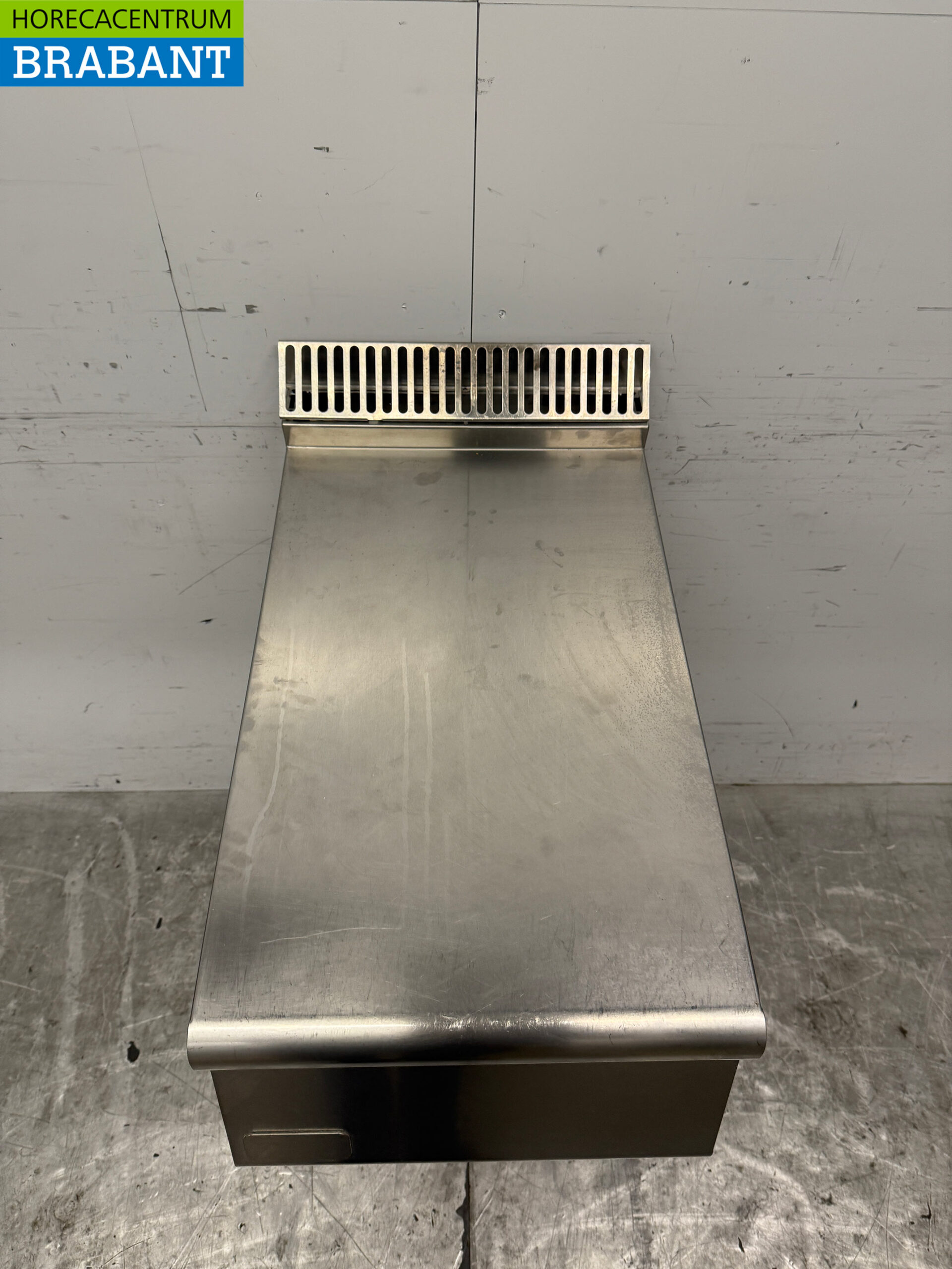 Edelstahl Combisteel Arbeitsplatte Neutral Jalousie 40 cm Horeca – Bild 4