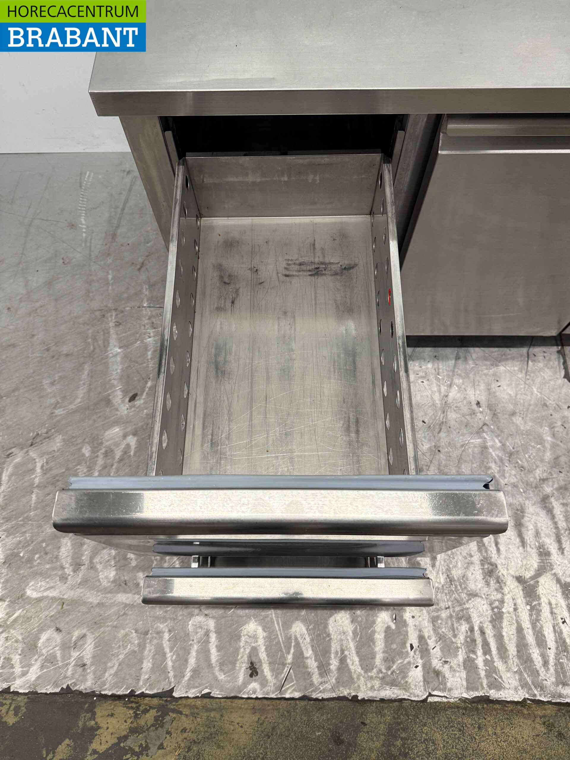 Ecofrost gekühlte Werkbank aus Edelstahl 2 Türen und 2 Schubladen 179,5 cm 230V Horeca – Bild 5