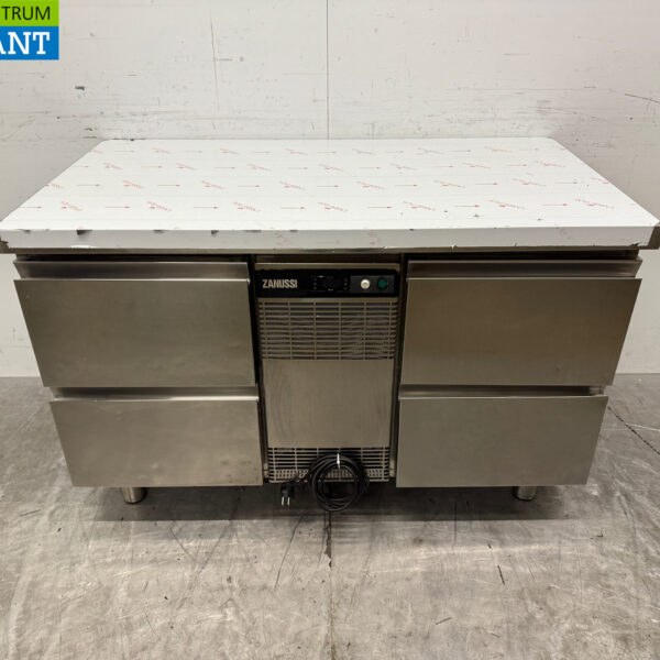 Edelstahl Zanussi gekühlte Werkbank 4 Schubladen 127,5 cm 230v Horeca