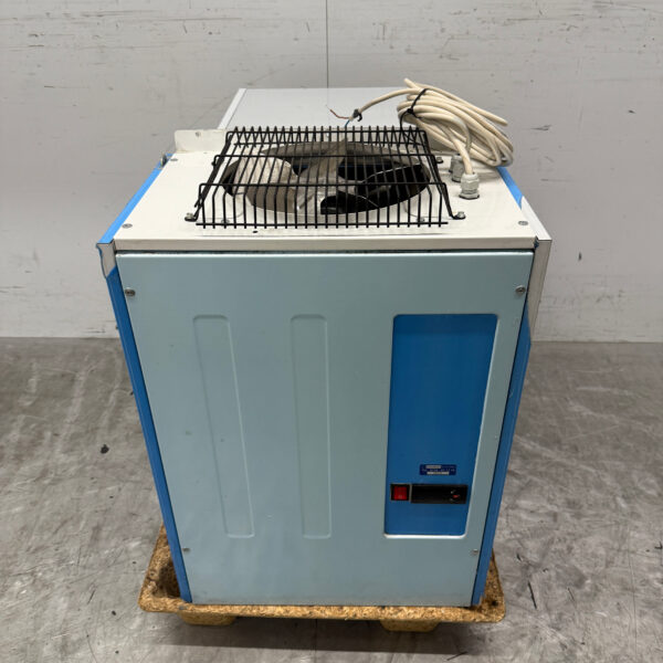 Polar Kühlgerät Monoblock Wandgerät 8.7 m3 230V Horeca