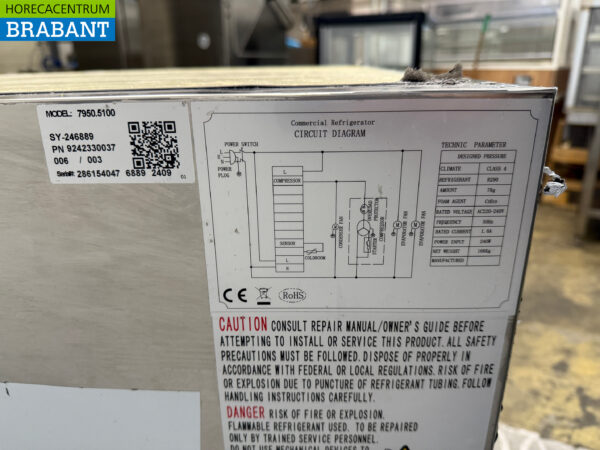 Gekühlte Werkbank aus Edelstahl 3 Türen 137 cm 230V Horeca – Bild 5