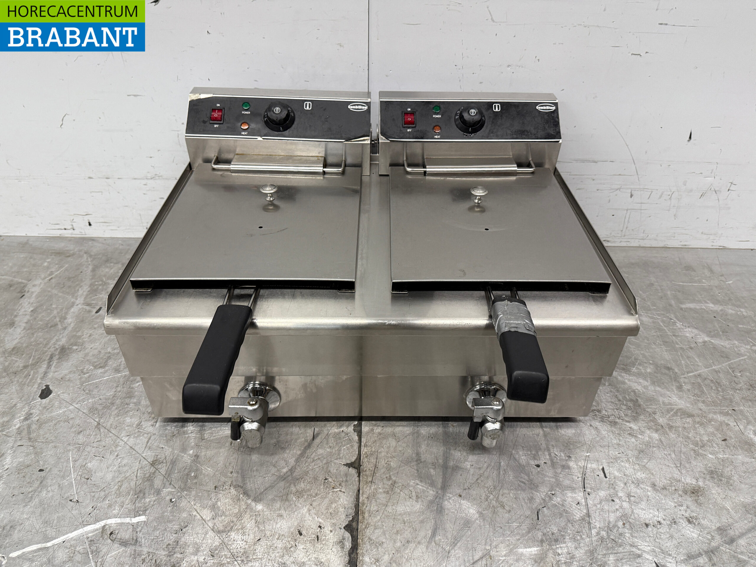 Combisteel Doppelfritteuse aus Edelstahl 2 x 16 Liter 2 x 400V Horeca