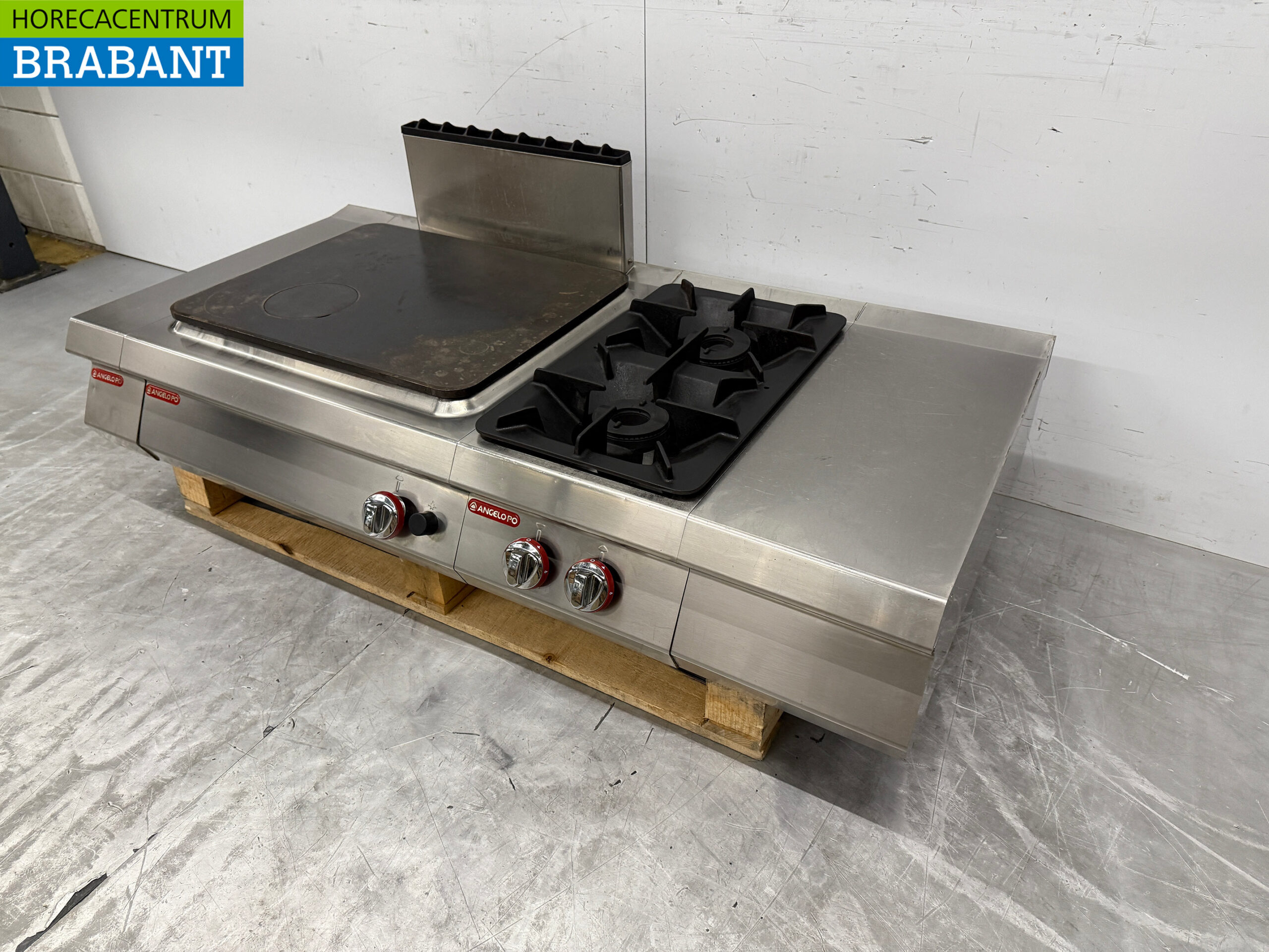 Angelo Po Backstraße aus Edelstahl Durchlauferhitzer und 2 Brenner GAS 150 cm Catering – Bild 2