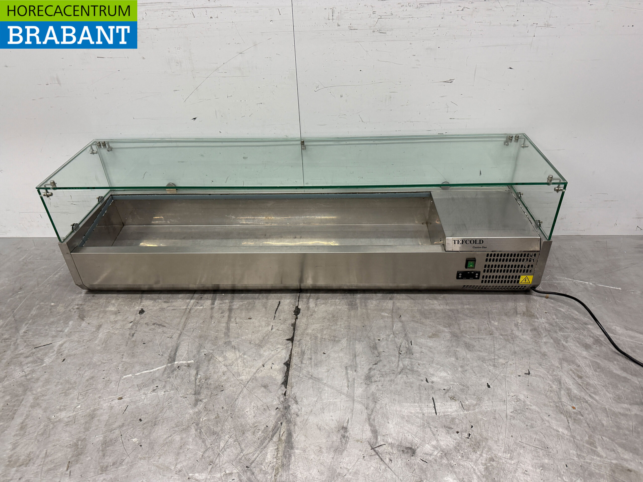 Thekenvitrine aus Edelstahl Thekenvitrine saladière 7 x 1/3 GN 160 cm Horeca