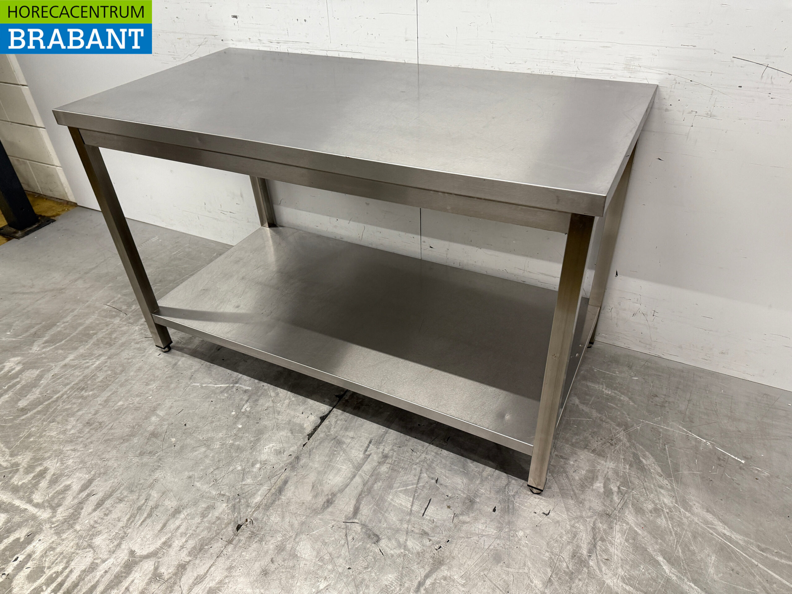 Edelstahl-Arbeitstisch mit Zwischenboden 140 x 70 x 85,5 cm Catering – Bild 2