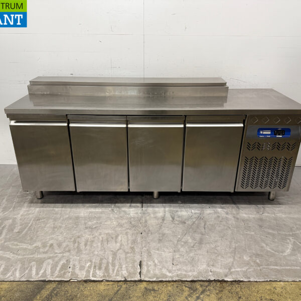 Edelstahl Diamond Gekühlte Werkbank mit Salatiere 4 Türen 219 cm 230V Horeca