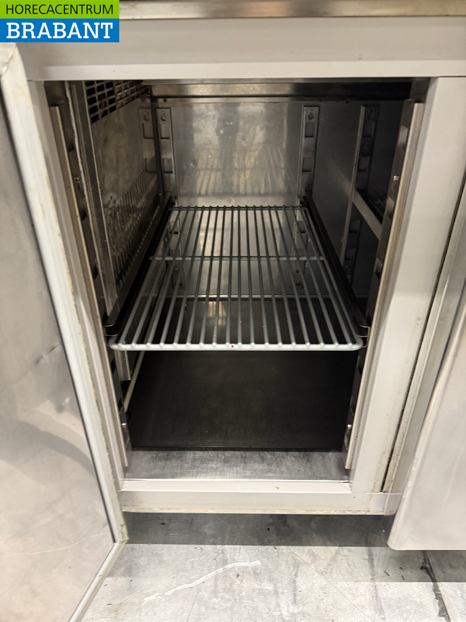 Edelstahl Diamond Gekühlte Werkbank mit Salatiere 4 Türen 219 cm 230V Horeca – Bild 6