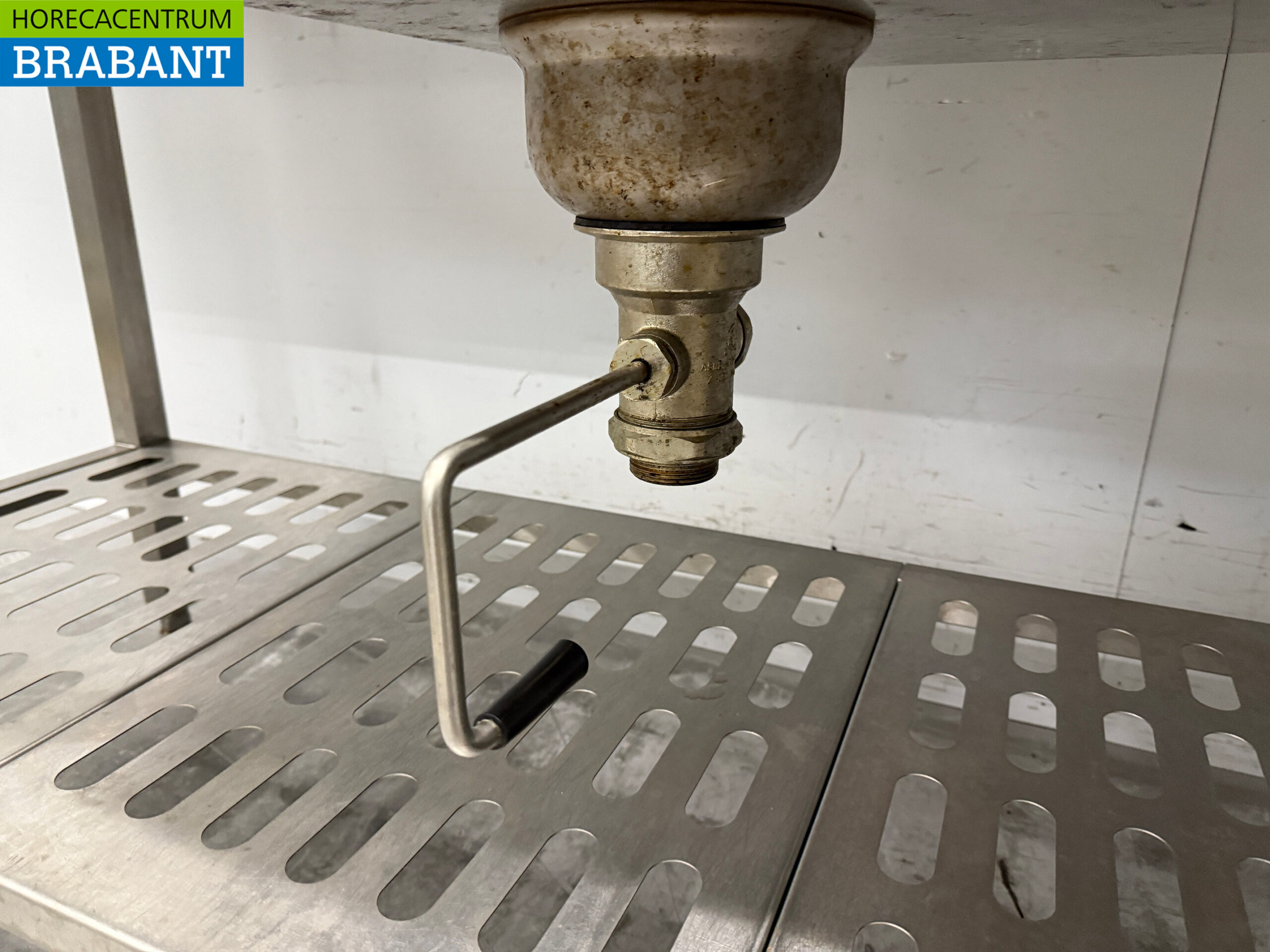 Edelstahl Versorgungstisch Abräumtisch mit Abfallloch 242 x 120 x 90,5 cm Catering – Bild 6