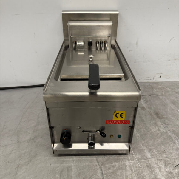 Lotus Fritteuse aus Edelstahl 8 Liter 400V Horeca