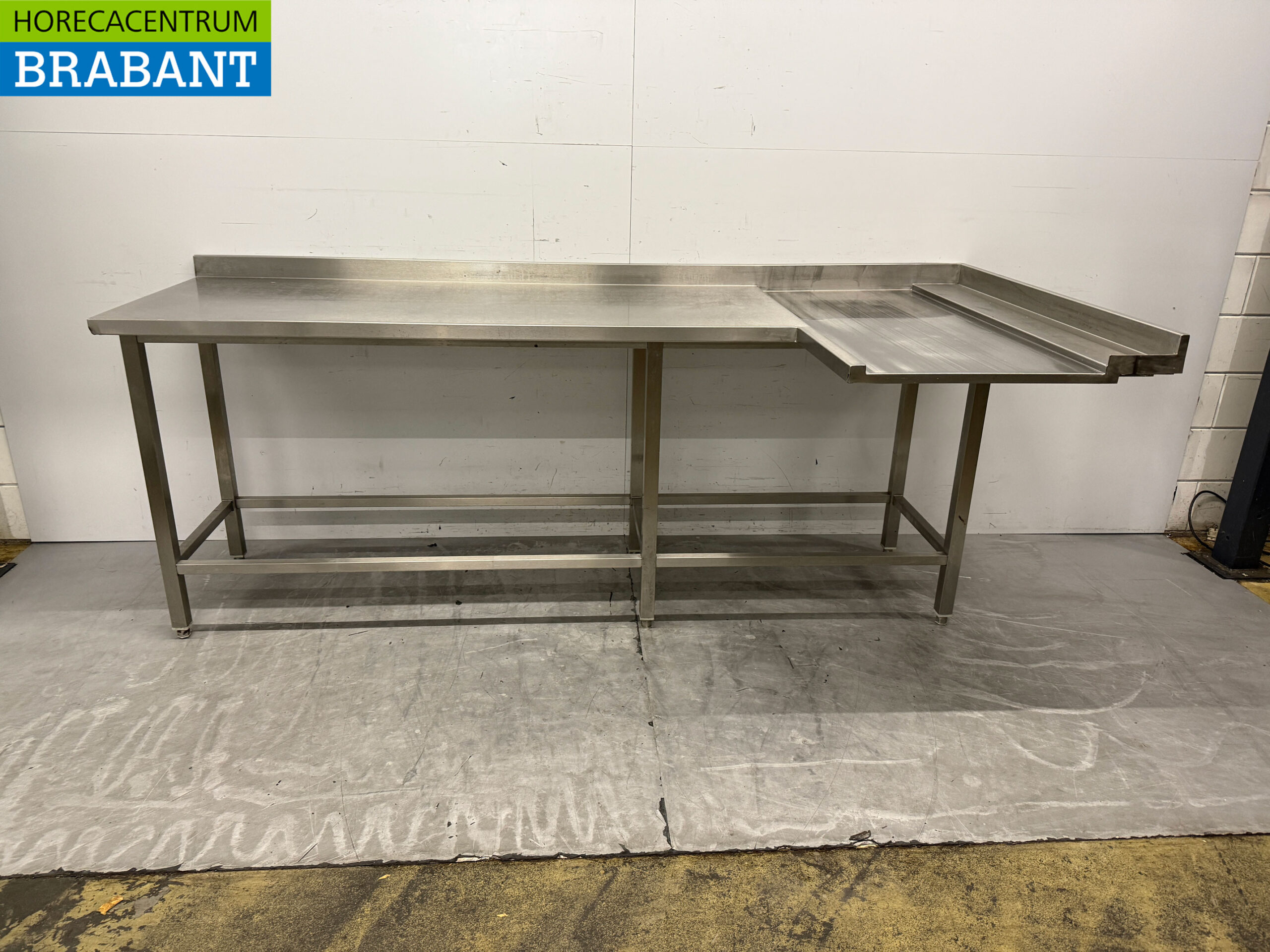 Edelstahl Entwässerungstisch T.B.V. Schiebespülmaschine 242 x 112,5 x 90,5 cm Horeca