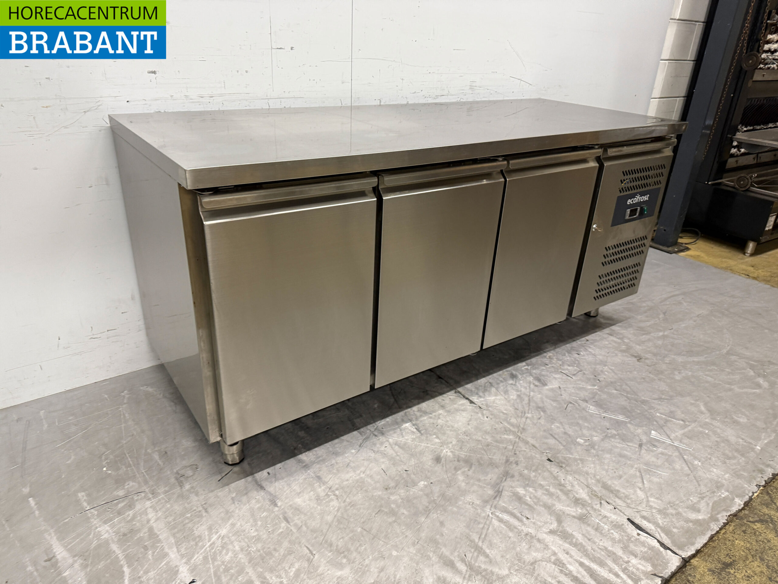 Ecofrost gekühlte Werkbank aus Edelstahl 3 Türen 179,5 cm 230V Horeca – Bild 3