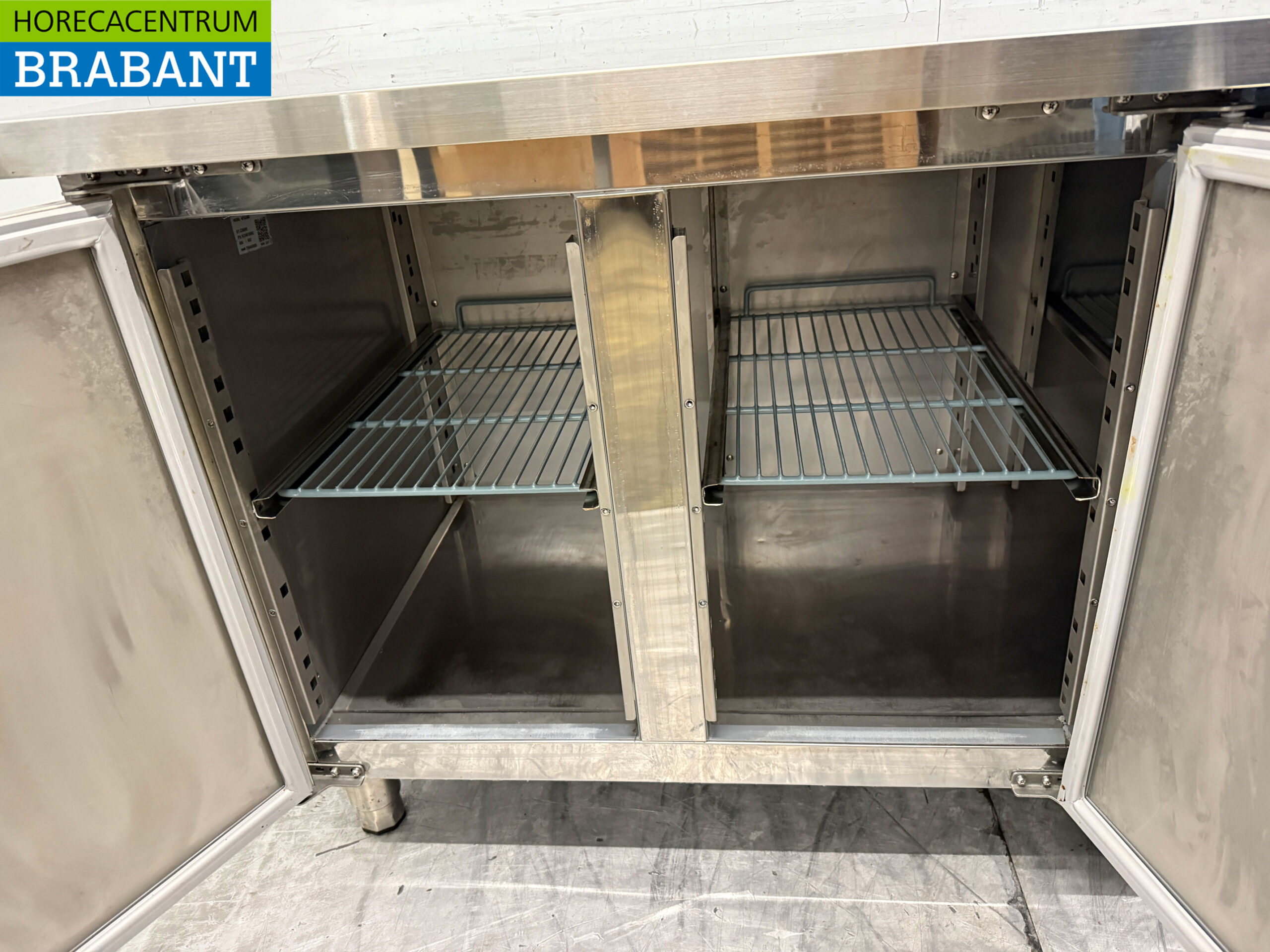 Ecofrost gekühlte Werkbank aus Edelstahl 3 Türen 179,5 cm 230V Horeca – Bild 4