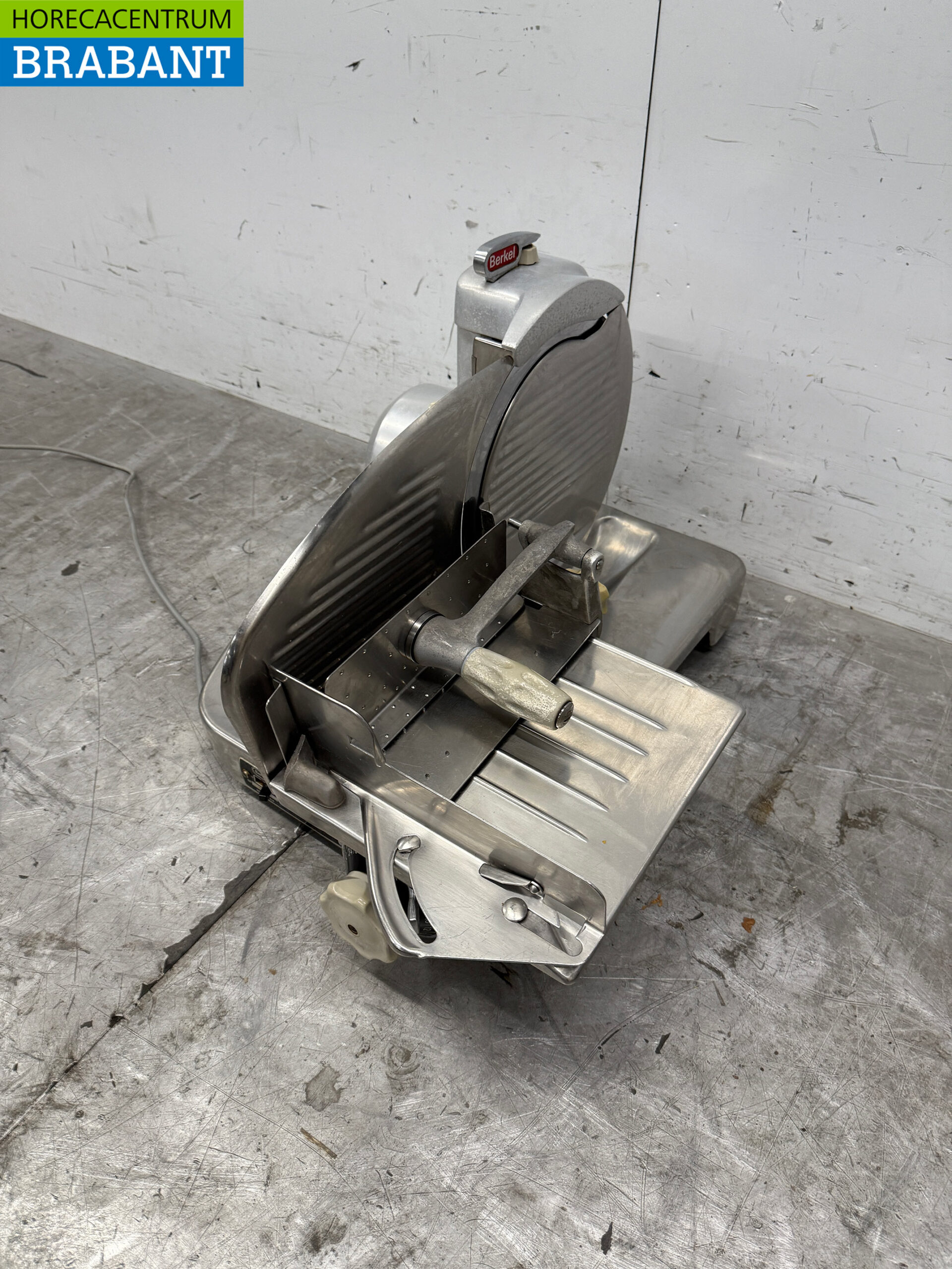 Edelstahl Berkel 834 Fleischschneidemaschine Schneidemaschine 230V Gastronomie Metzgerei – Bild 2
