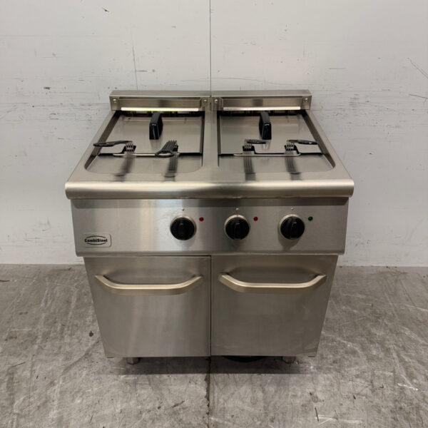 Combisteel Doppelfritteuse aus Edelstahl 2 x 18 Liter 400V Horeca