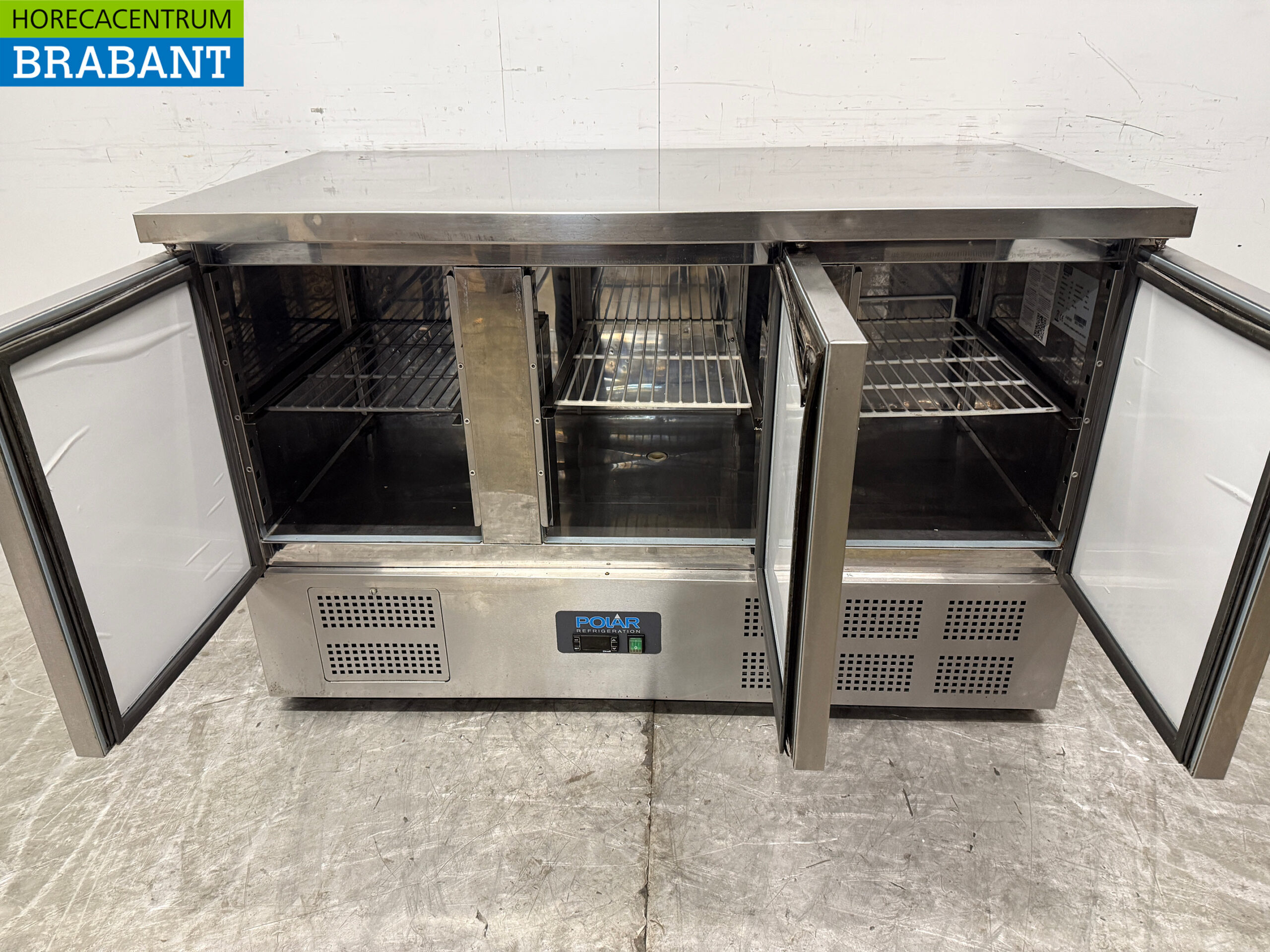 Edelstahl Polar Gekühlte Werkbank 3 Türen 137 cm 230V Horeca – Bild 4