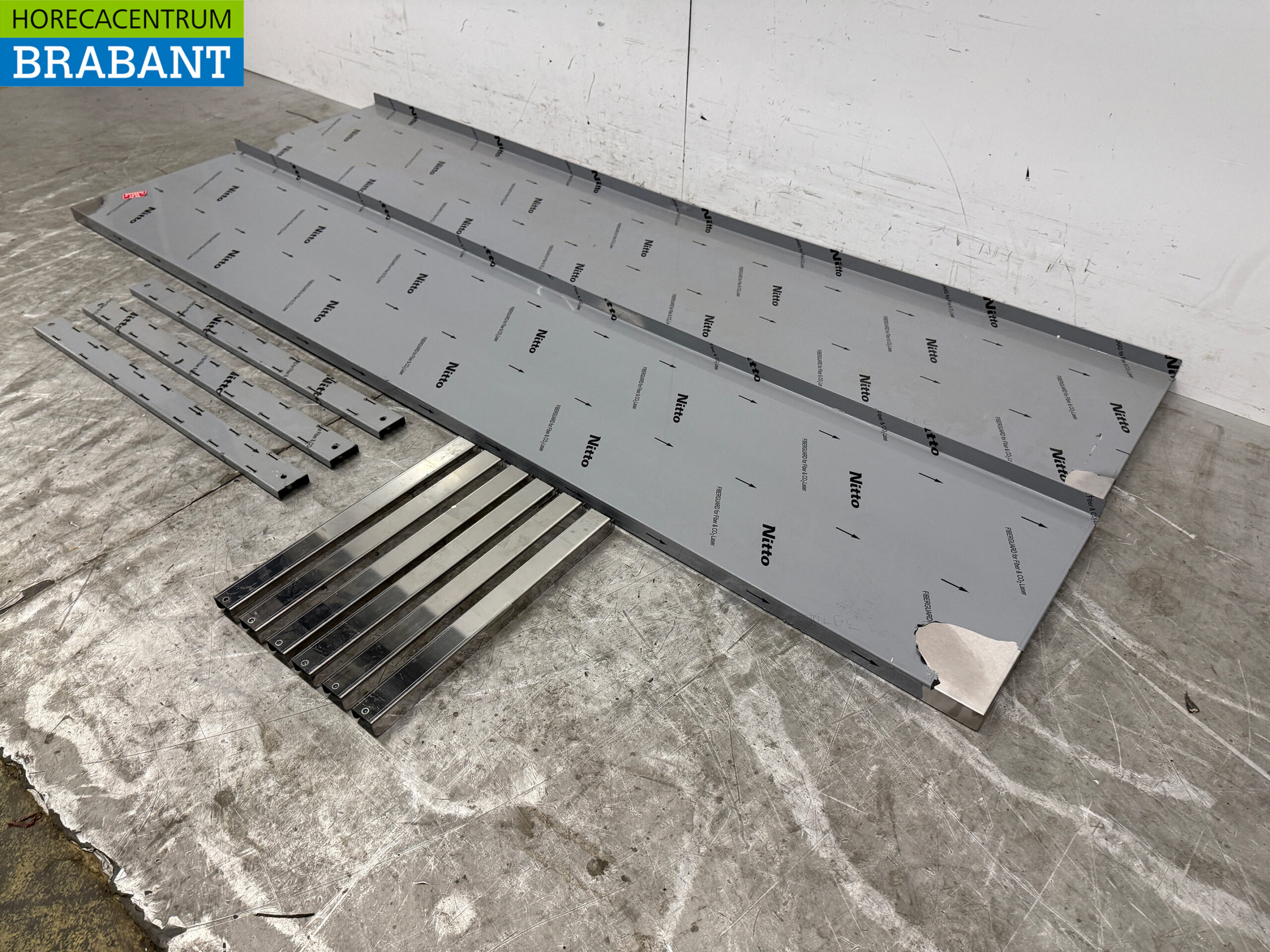 Doppelwandregal aus Edelstahl 200 x 40 cm Horeca – Bild 2