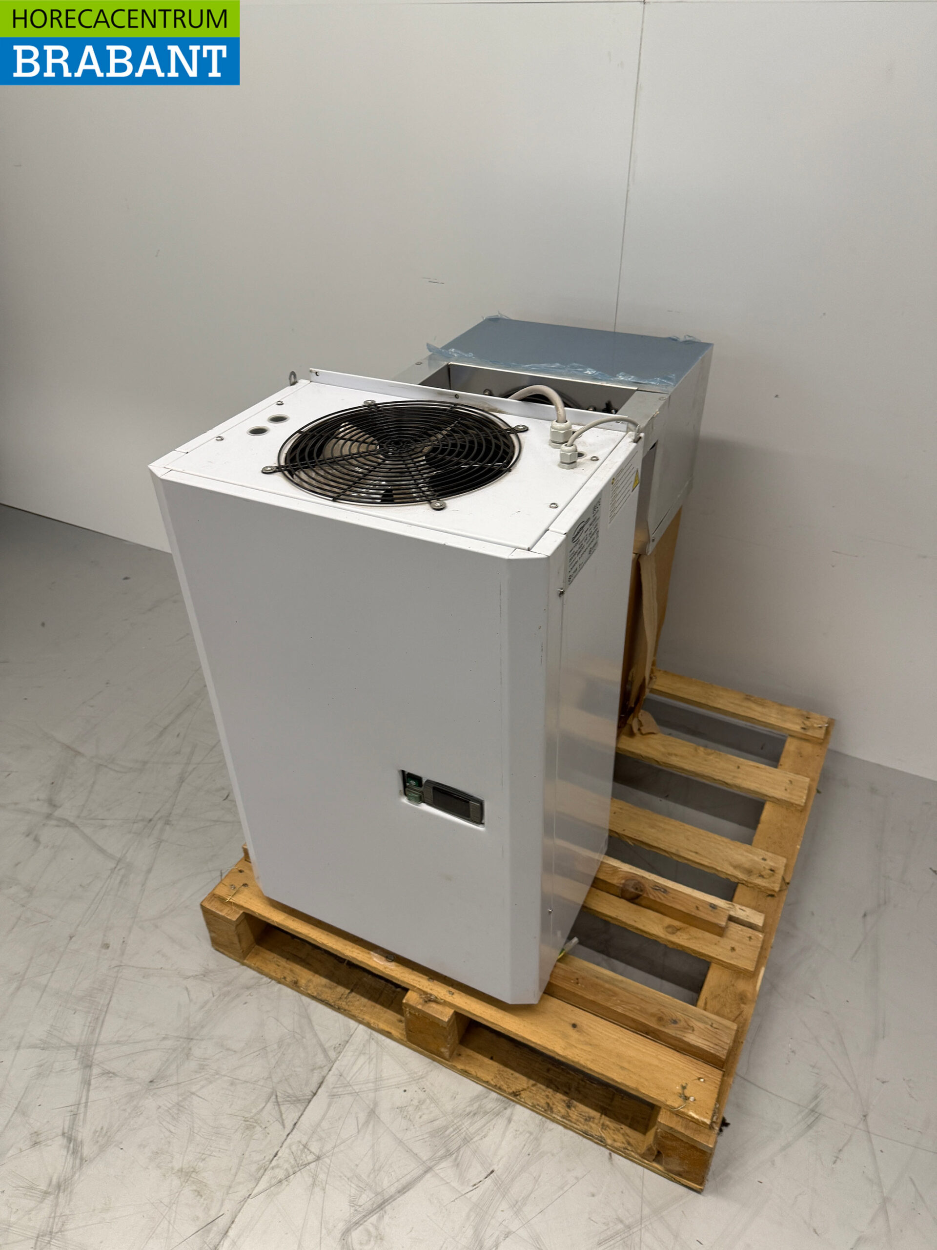 Combisteel Kühlgerät Monoblock Wandgerät 7.4 m3 230V Horeca – Bild 2