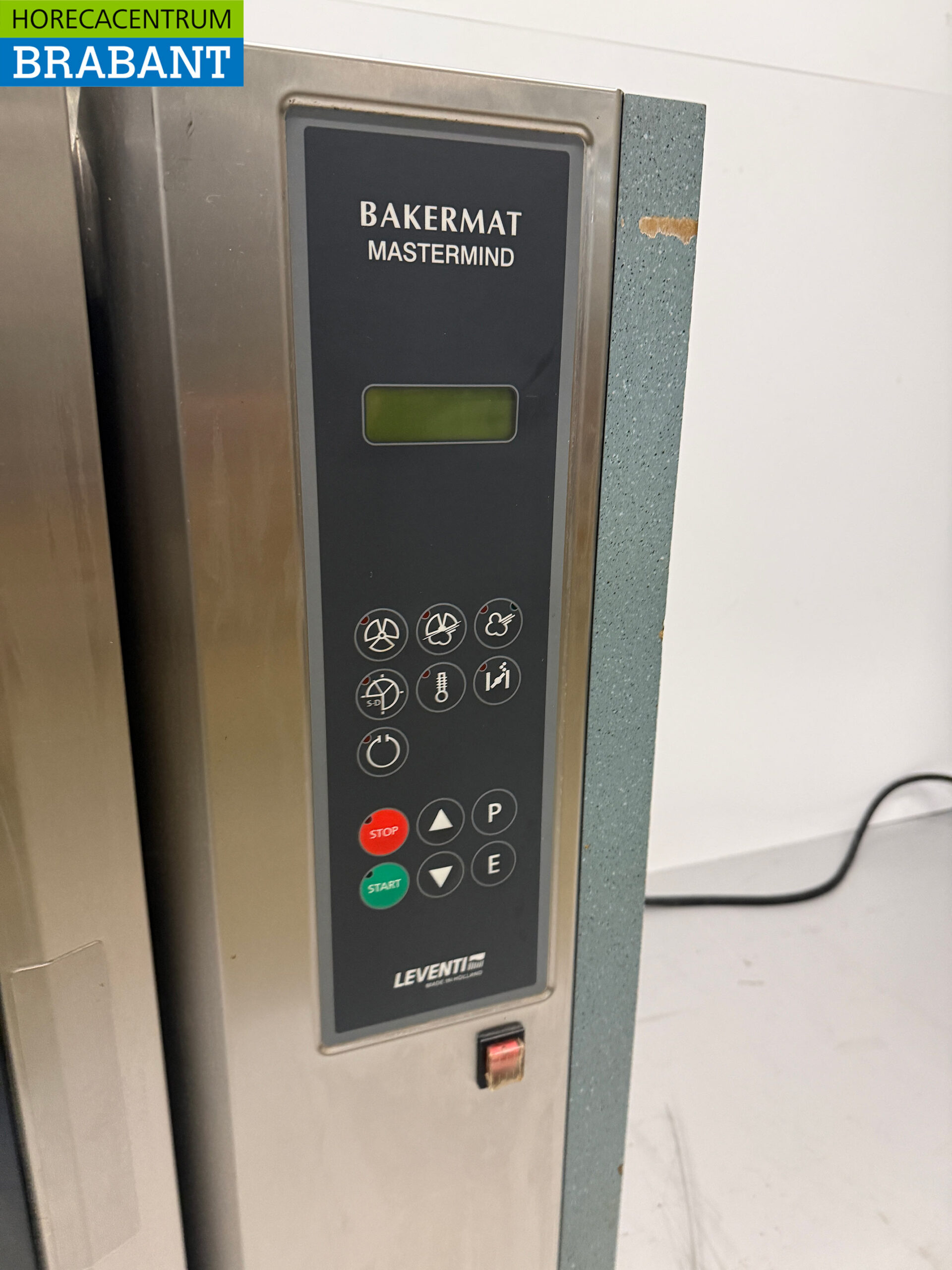 Leventi Heißluftofen aus Edelstahl mit Feuchtigkeitszufuhr 12 x 60/40 cm 400V Horeca – Bild 4