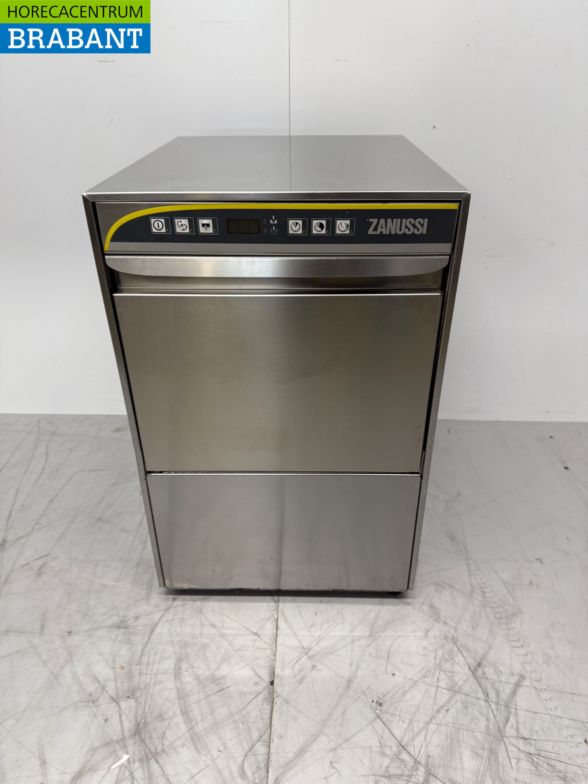 Zanussi Glaswaschmaschine aus Edelstahl mit Ablaufpumpe 230V Horeca