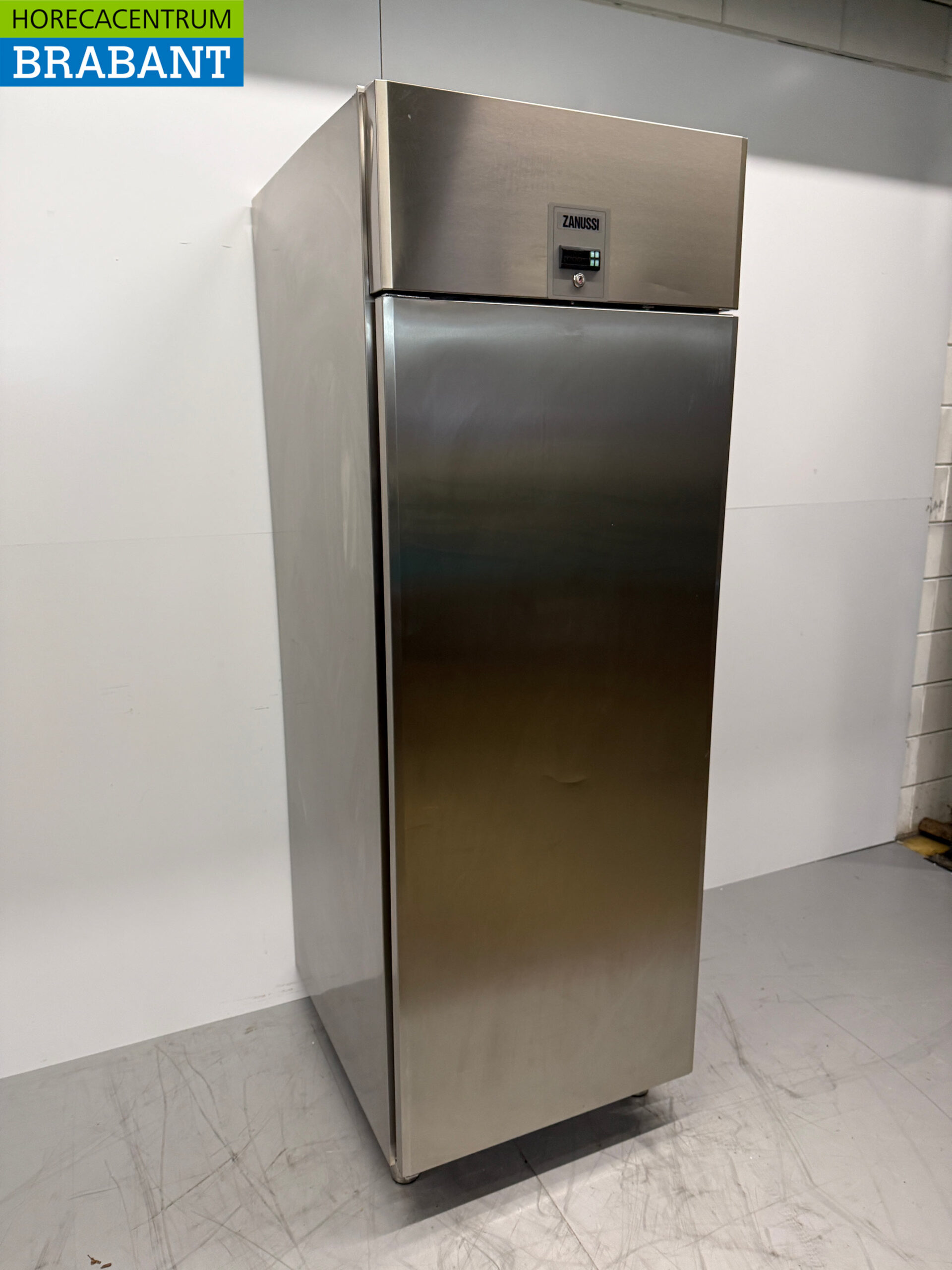 Zanussi Gefrierschrank aus Edelstahl 670 Liter 230V Horeca – Bild 3