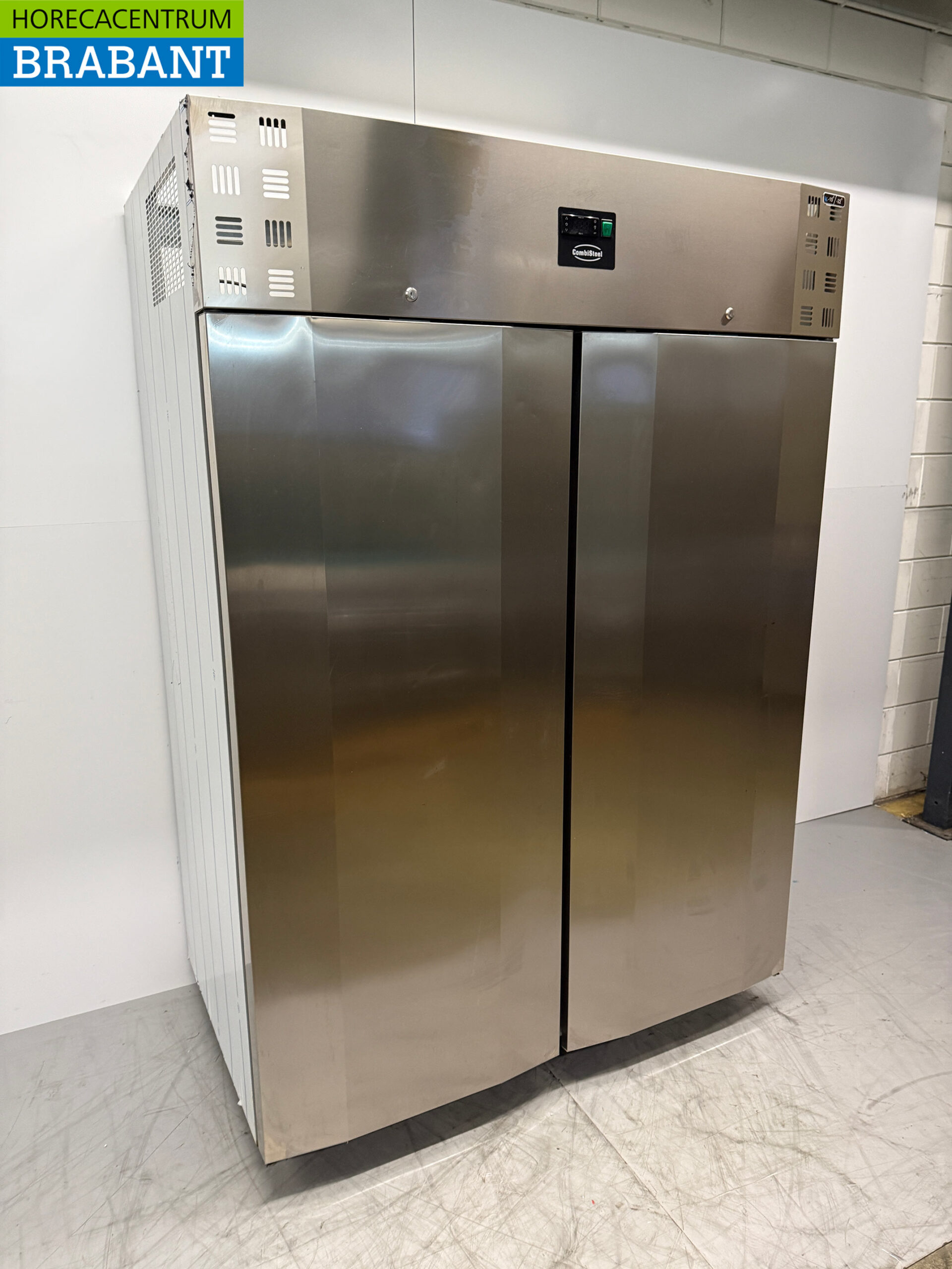 Edelstahl Combisteel Doppeltüriger Gefrierschrank 1400 Liter 230V Horeca – Bild 3