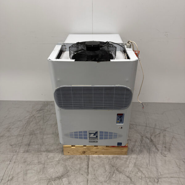 Zanotti Kühlmöbel Einsatz Monoblock Wandgerät 33 m3 400V Horeca