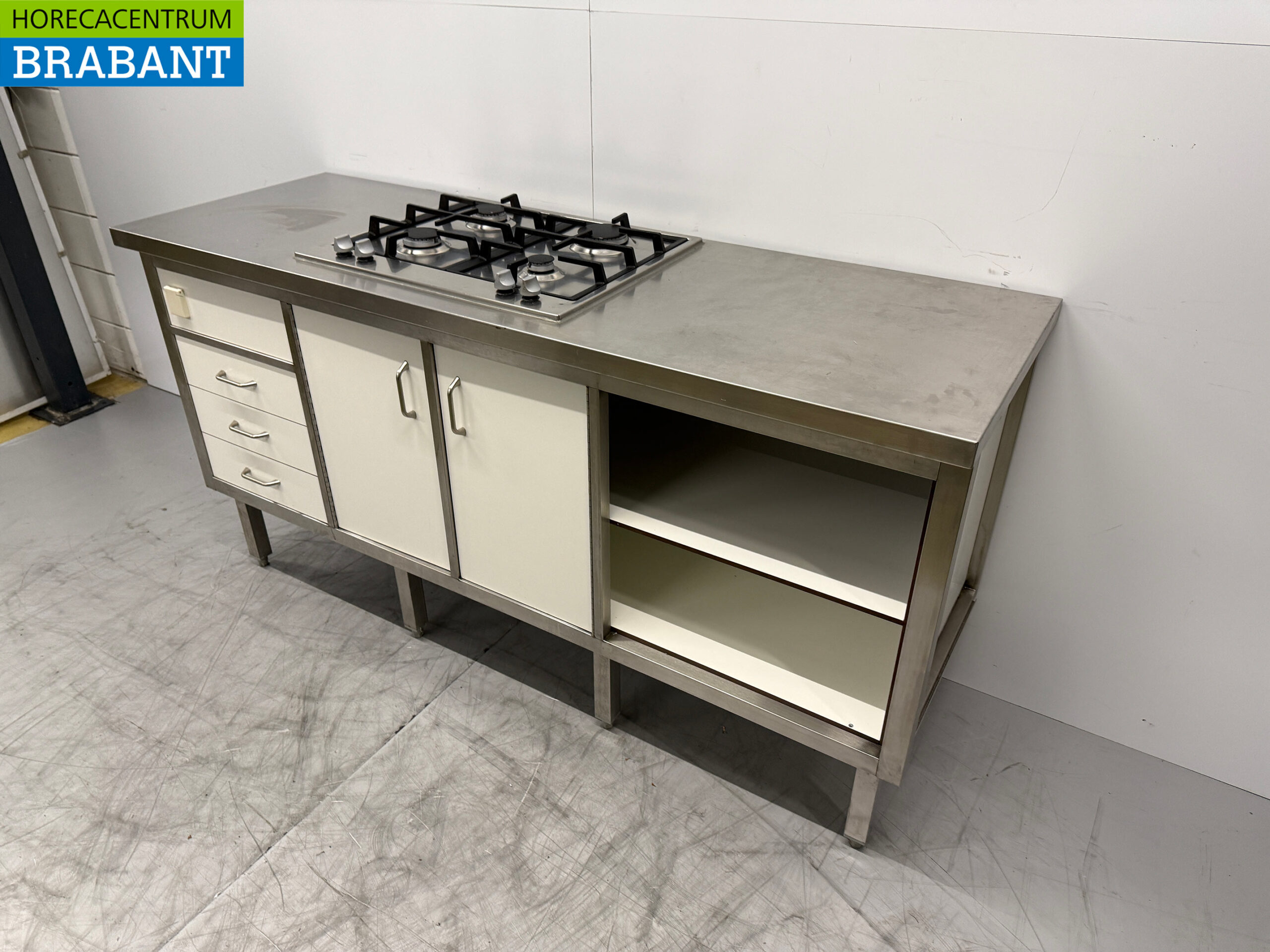 Edelstahl-Arbeitsschrank mit 4-Flammen-Herd mit Trespa-Türen und Schubladen 180 cm Horeca – Bild 2