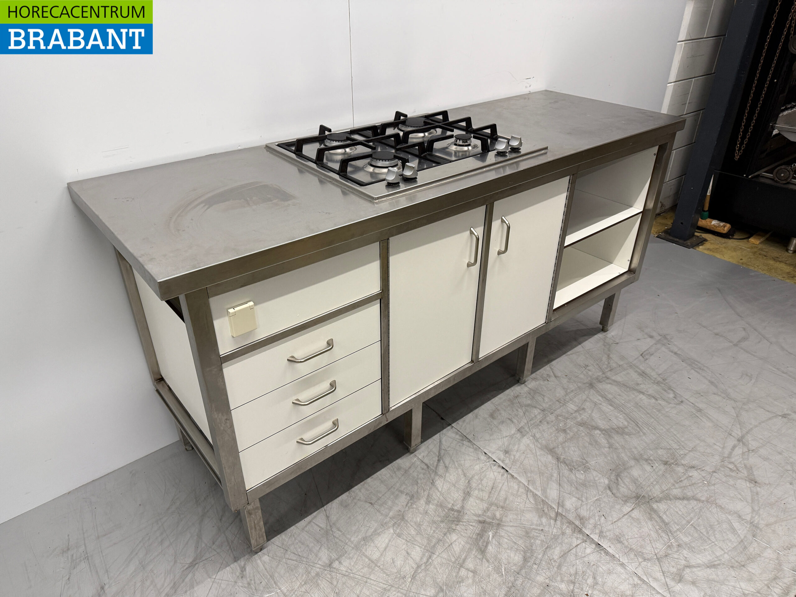 Edelstahl-Arbeitsschrank mit 4-Flammen-Herd mit Trespa-Türen und Schubladen 180 cm Horeca – Bild 3