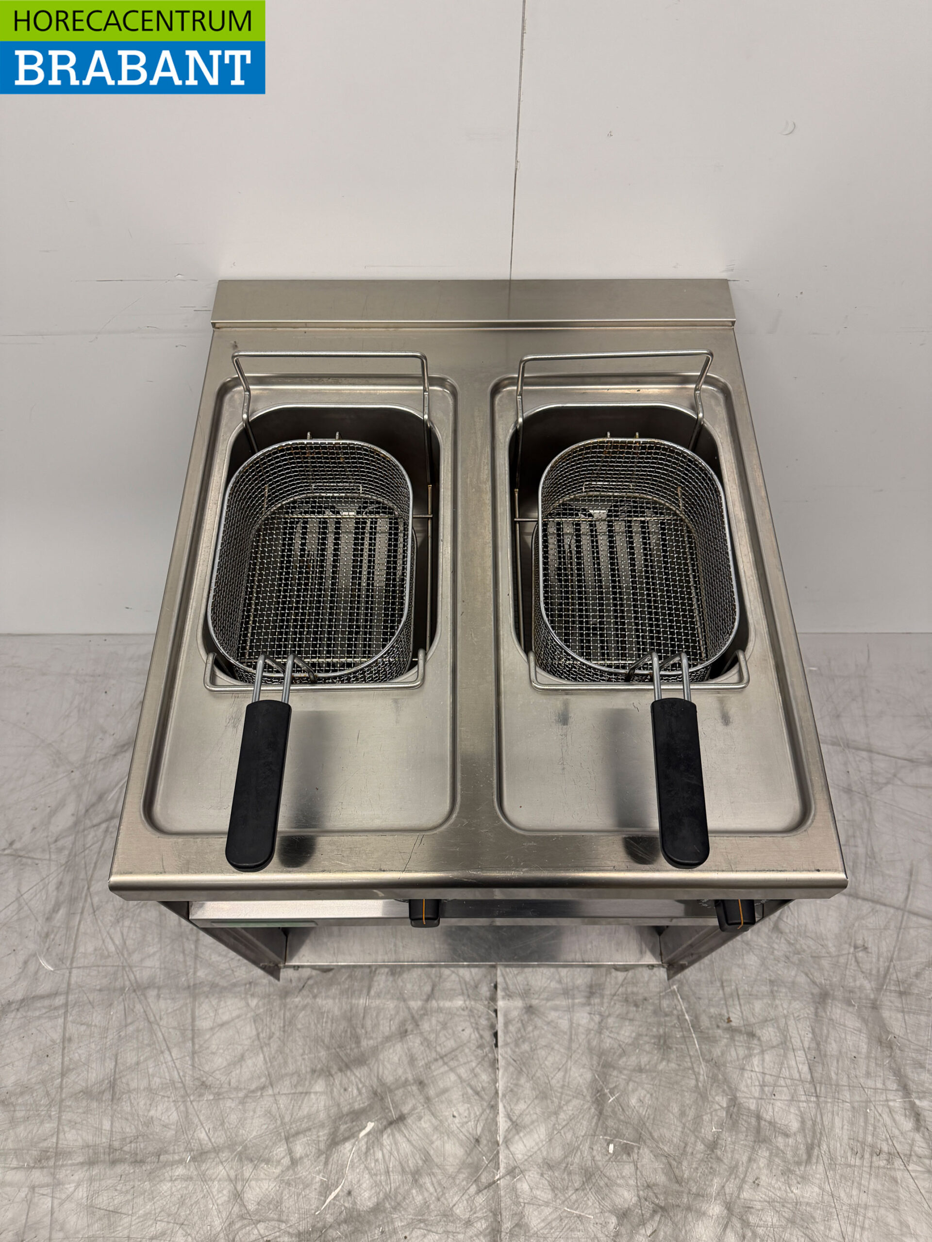 Giga Doppel-Fritteuse aus Edelstahl 2 x 8 Liter 400V Horeca – Bild 4