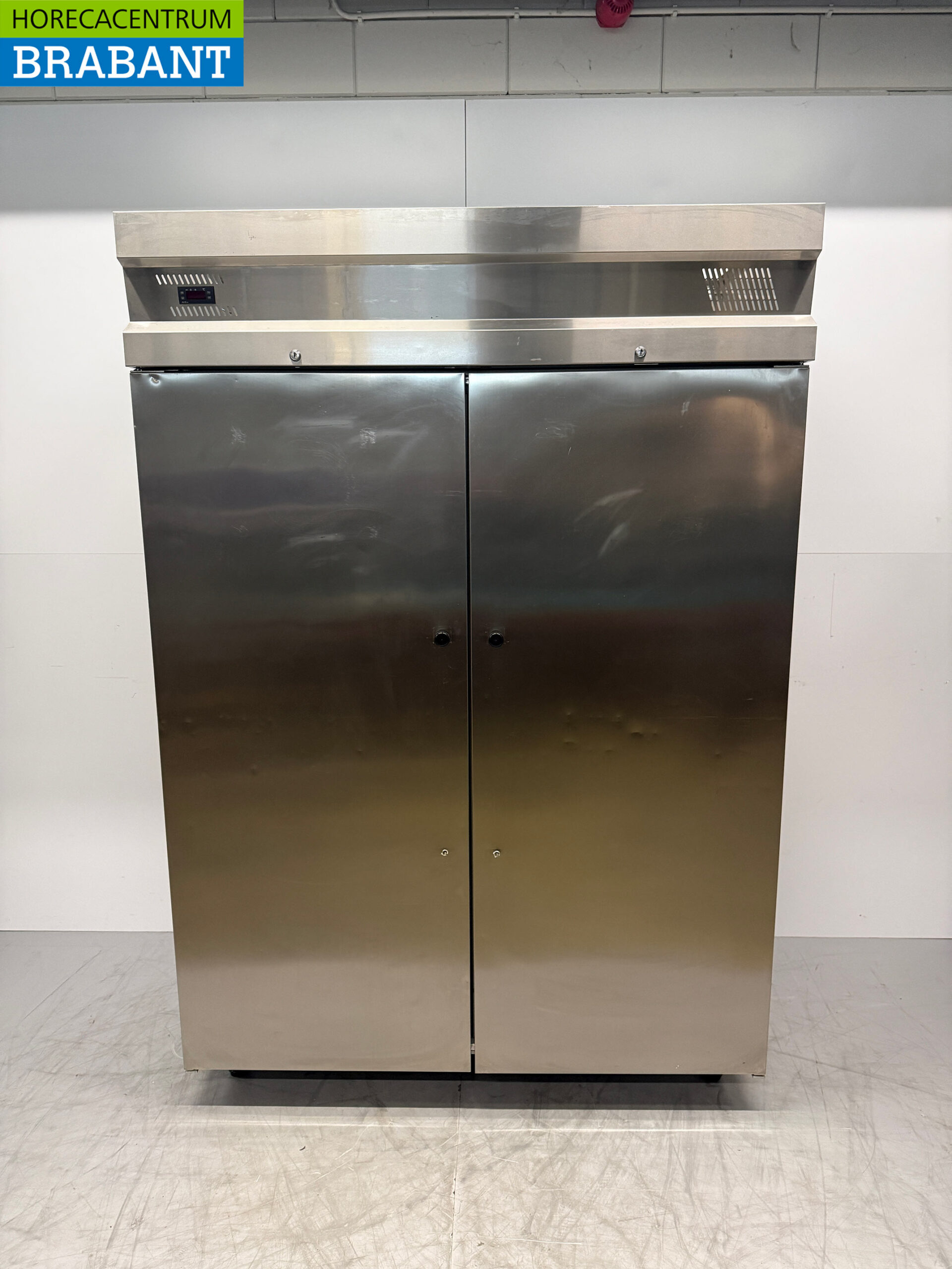 Inomak Doppeltüriger Kühlschrank aus Edelstahl 1450 Liter 230V Horeca