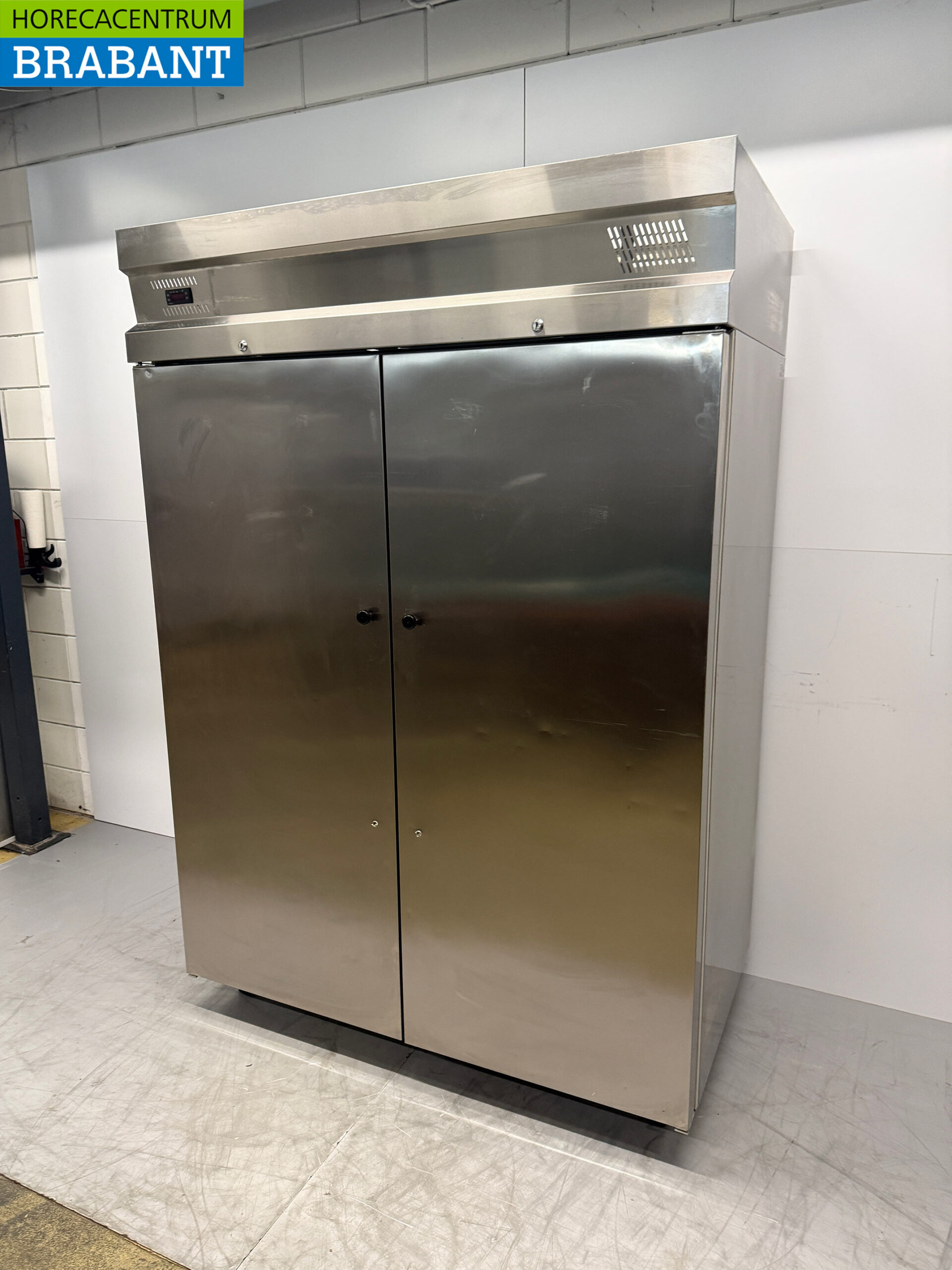 Inomak Doppeltüriger Kühlschrank aus Edelstahl 1450 Liter 230V Horeca – Bild 2