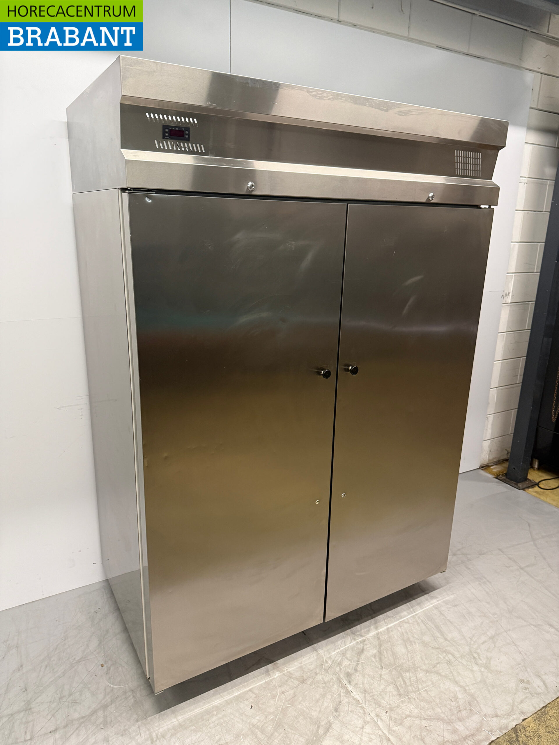 Inomak Doppeltüriger Kühlschrank aus Edelstahl 1450 Liter 230V Horeca – Bild 3