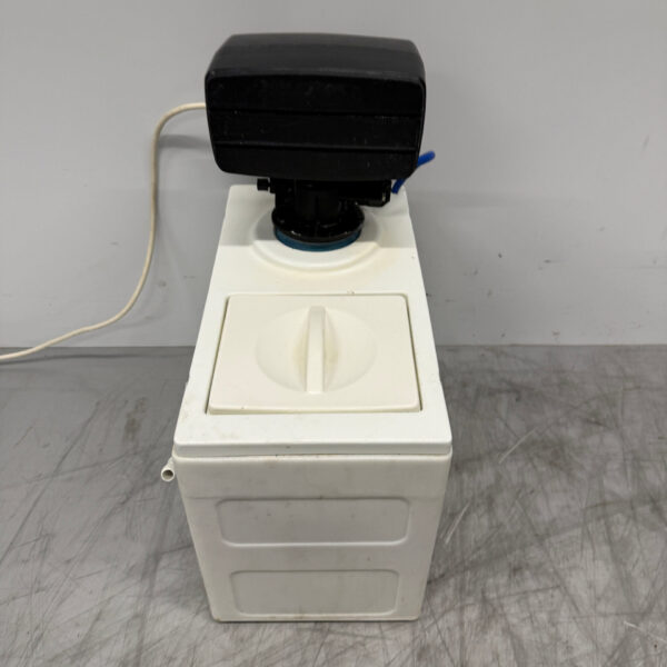 Lubron Miniline Automatischer Wasserenthärter 160 Liter pro Stunde 230V Horeca