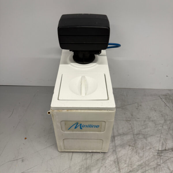 Lubron Miniline Automatischer Wasserenthärter 160 Liter pro Stunde 230V Horeca