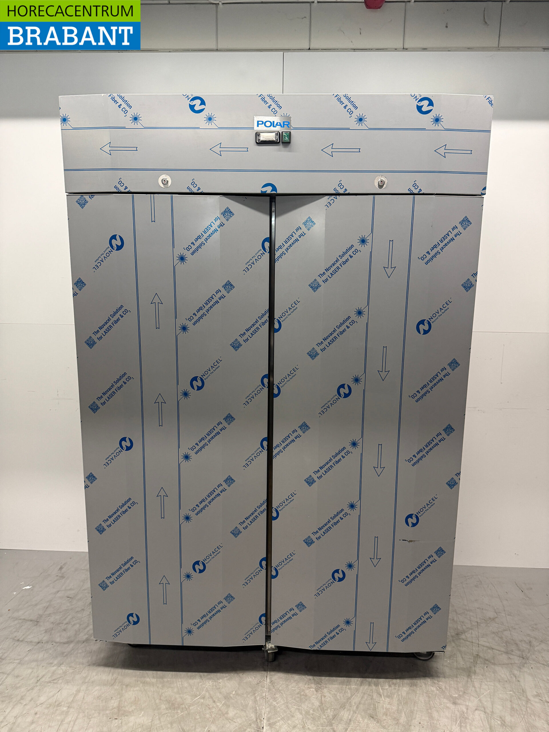 Polar Mobile Doppeltür-Gefrierschrank aus Edelstahl 1400 Liter 230V Horeca