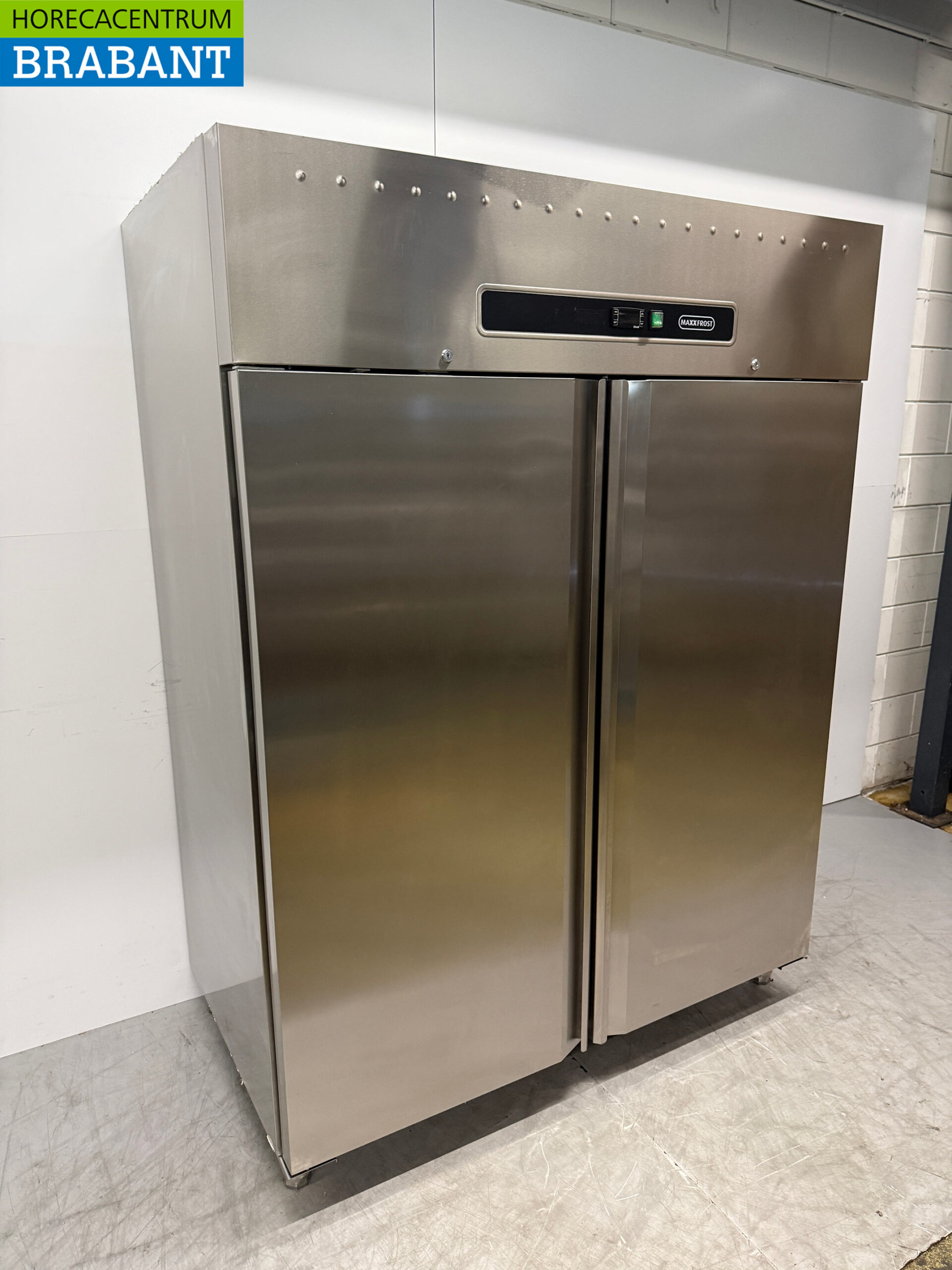 Edelstahl Maxxfrost Doppeltür-Kühlschrank 1400 Liter 230V Horeca – Bild 3