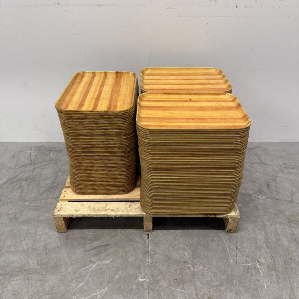 Stapel Cambro Camtrays Tabletts 96 Stück Horeca