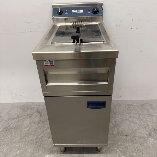 Hakpro Fritteuse aus Edelstahl 12 Liter 400V Horeca