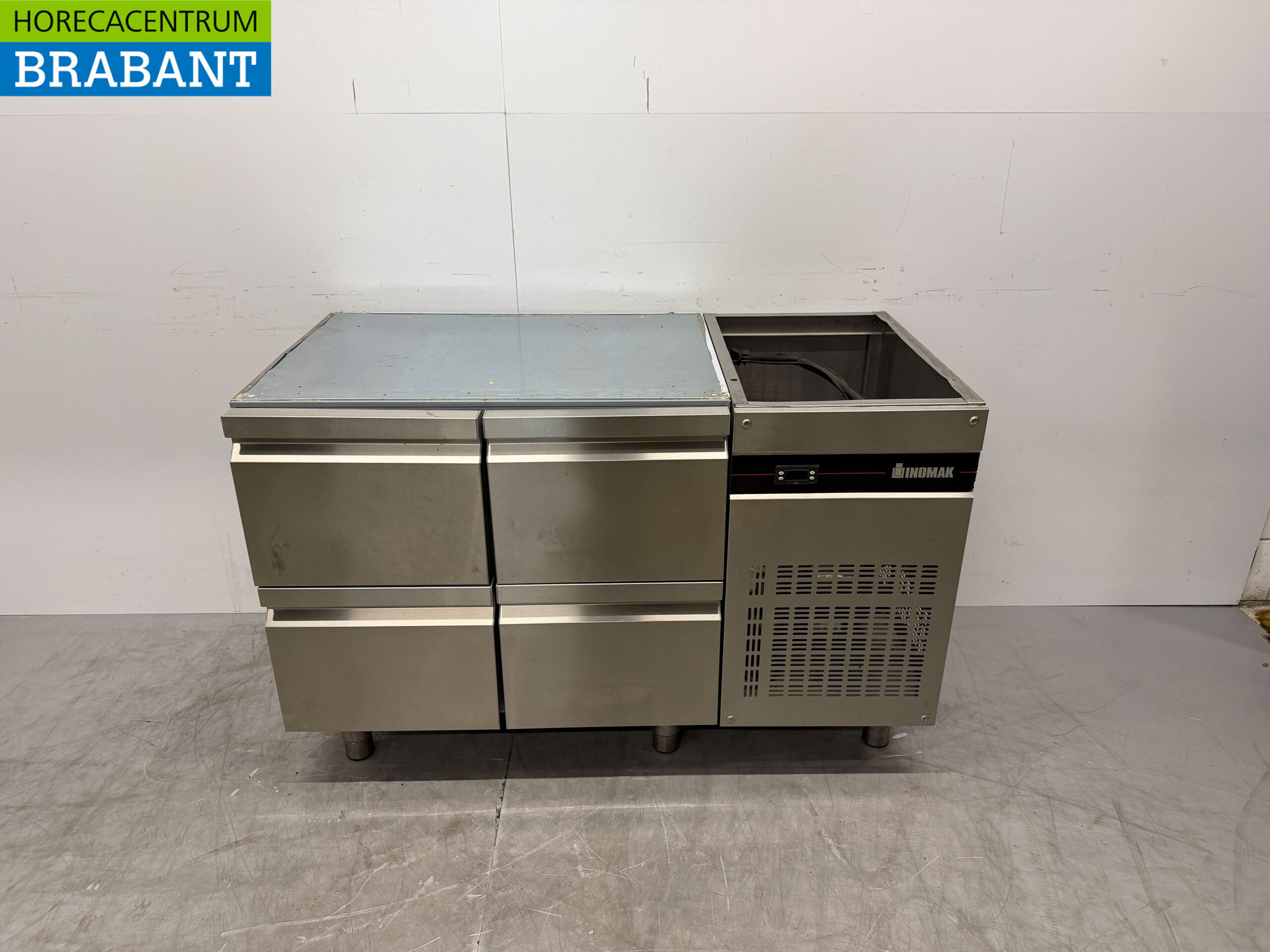 Edelstahl Inomak gekühlte Werkbank 4 Schubladen 134 cm 230V Horeca