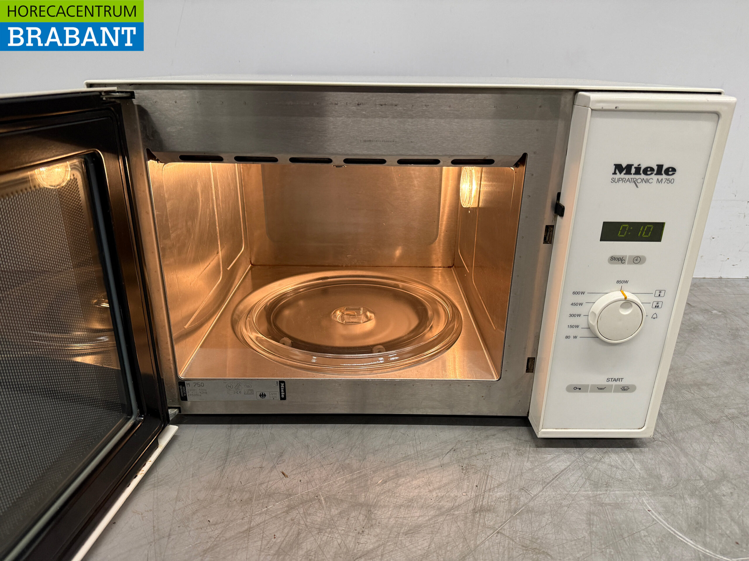 Miele Mikrowellenherd 830 Watt 230V Gastronomie – Bild 5