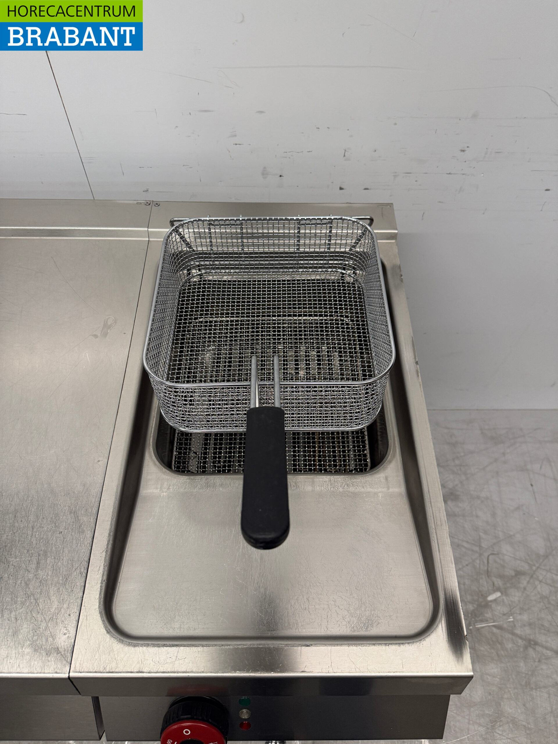 Ilsa Fritteuse aus Edelstahl 7 Liter mit Arbeitsfläche 105 cm 400V Horeca – Bild 5