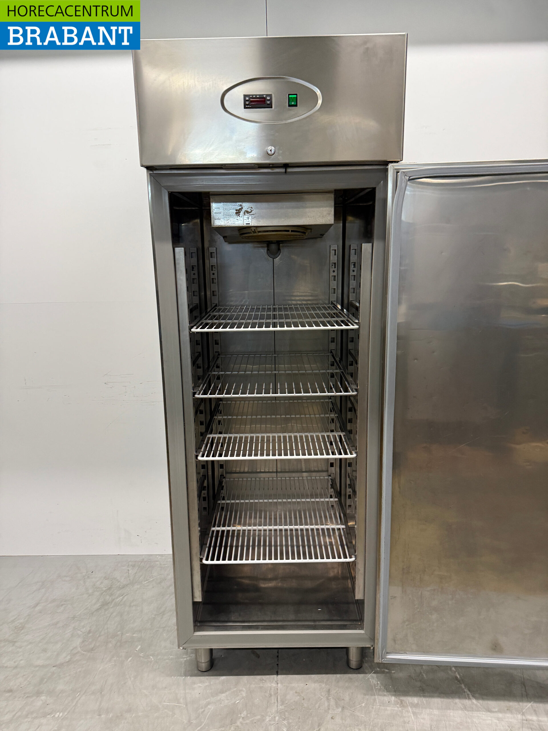 RVS Studio54 Kühlung 700 Liter 230V Horeca – Bild 4